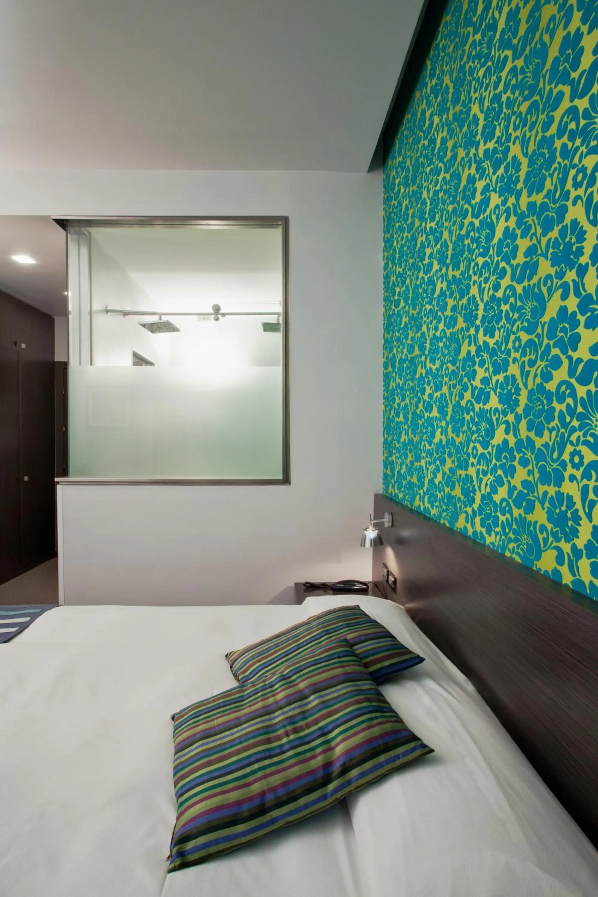 Photo of the whole room, Bed in MA Hotel