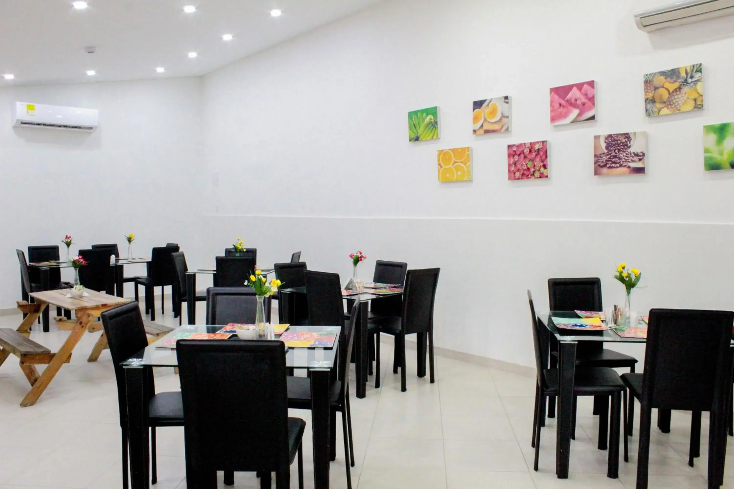 Lounge or bar in Hotel Tucuraca by DOT Tradition Lounge or bar in Hotel Tucuraca by DOT Tradition