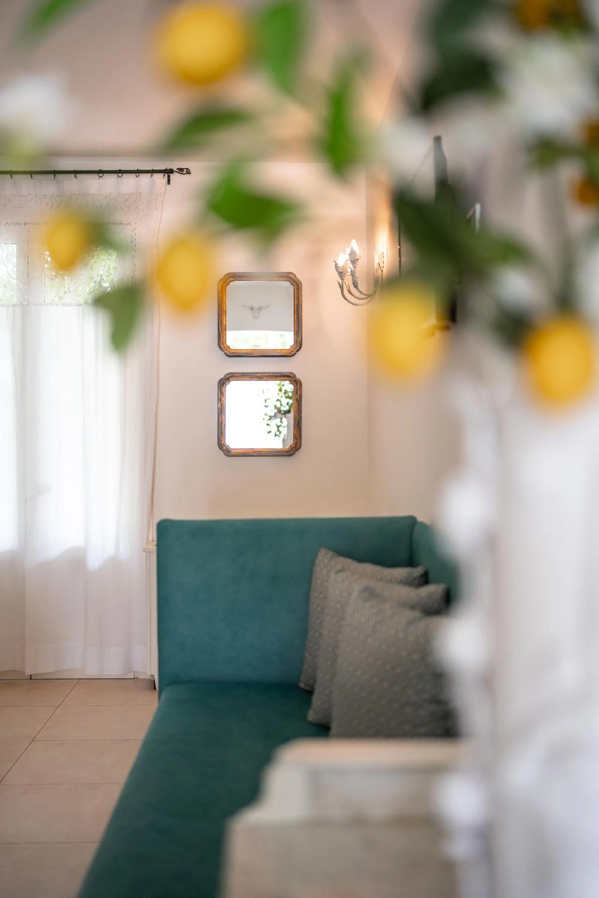 Decorative detail in Tenuta Centoporte