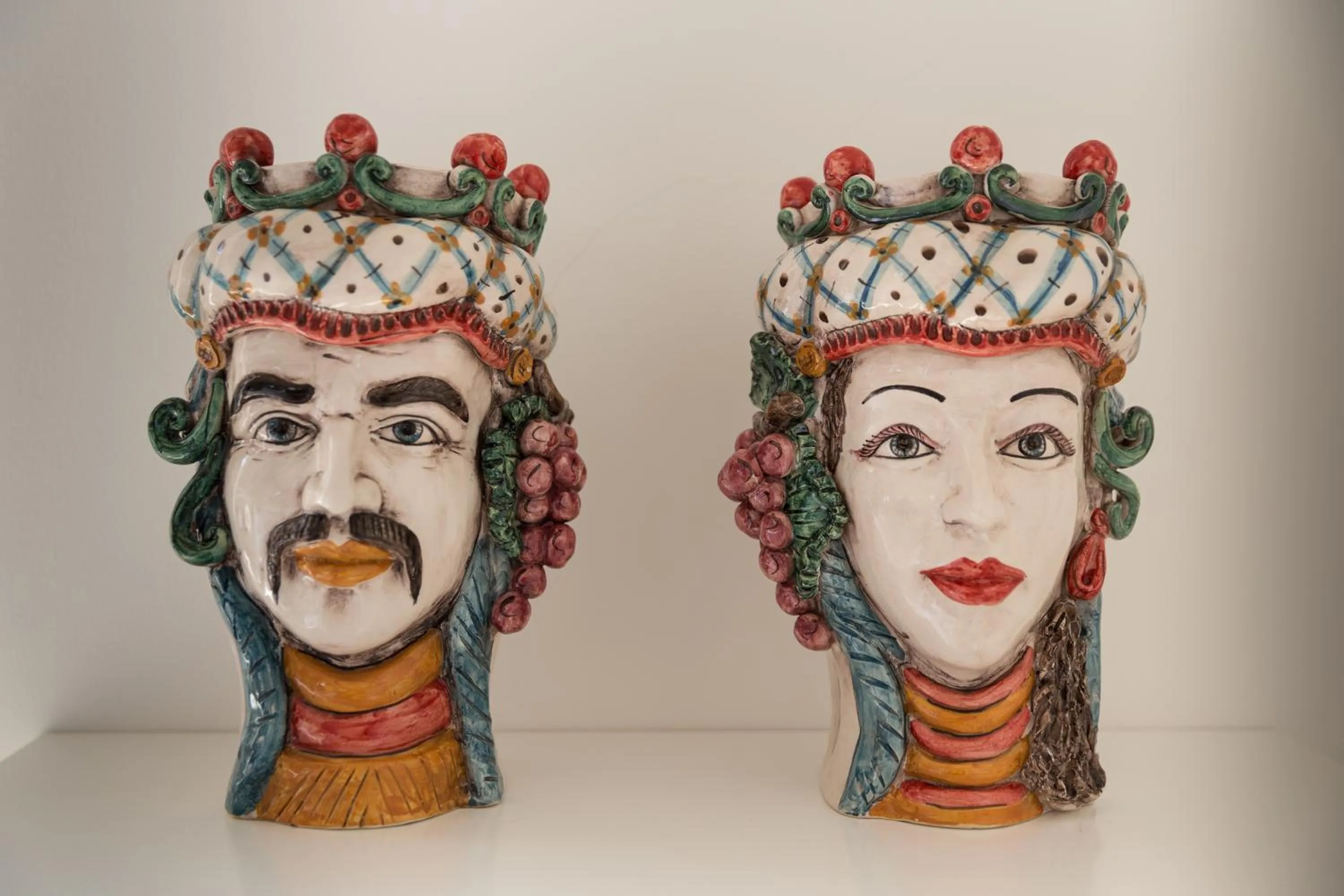 Decorative detail in Tenuta Centoporte