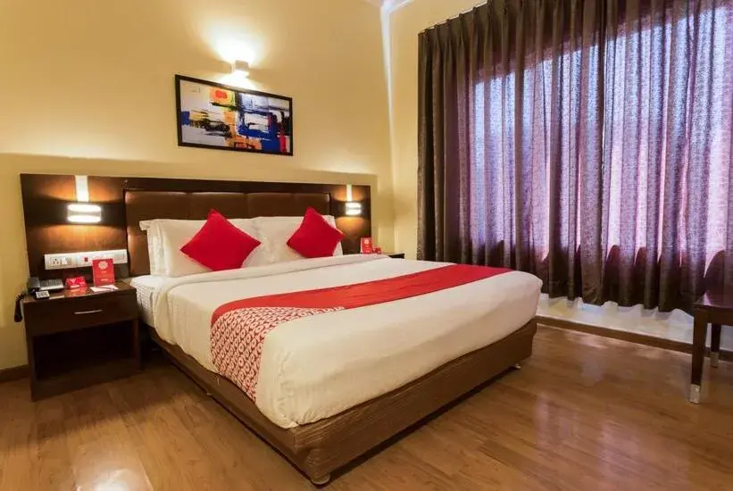 Bed in THE SENATE HOTEL Bed in THE SENATE HOTEL