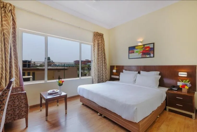 Bed in THE SENATE HOTEL