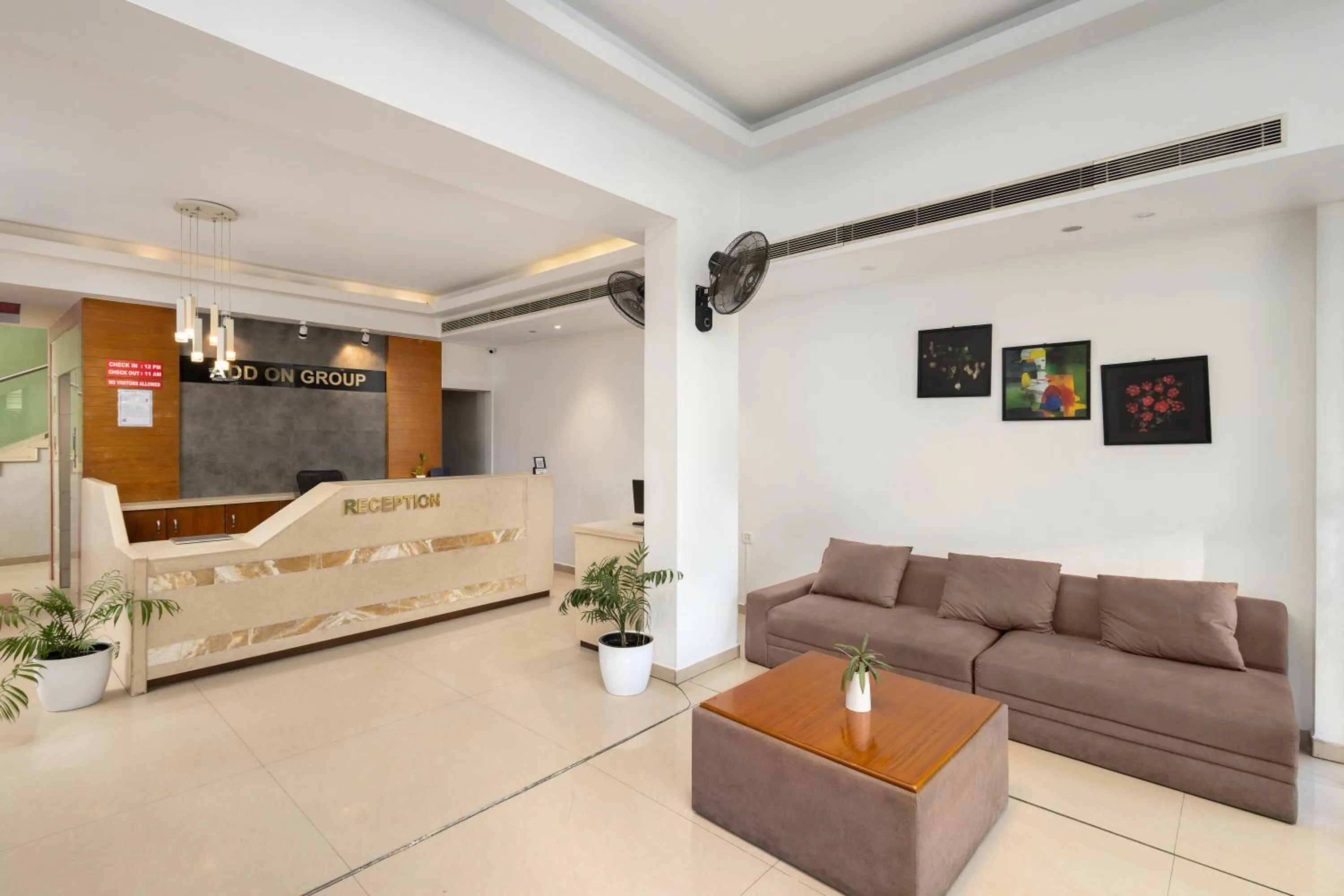 Lobby or reception in The Senate Hotel By Addon Group