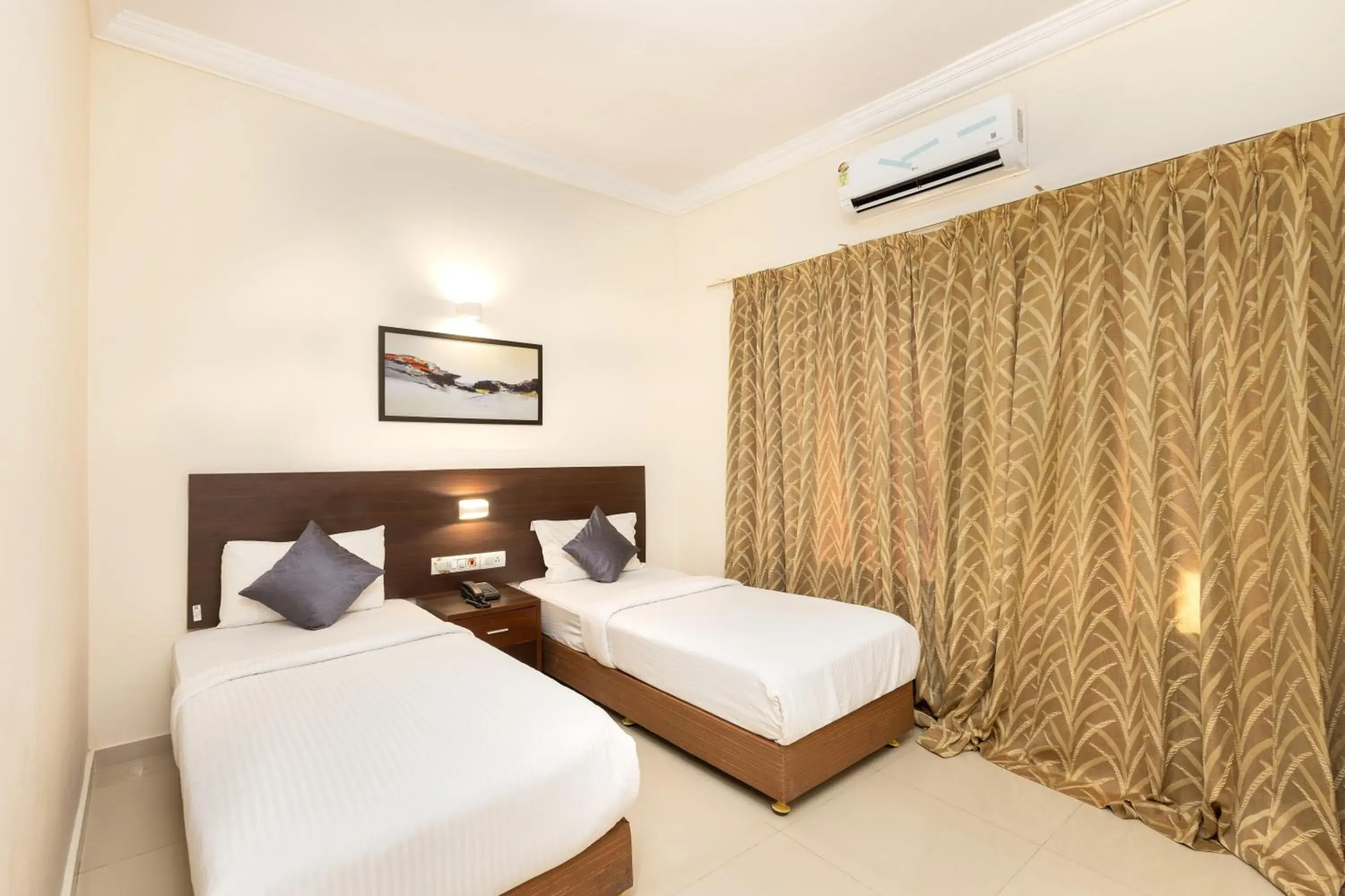 Photo of the whole room, Bed in The Senate Hotel By Addon Group Photo of the whole room, Bed in The Senate Hotel By Addon Group