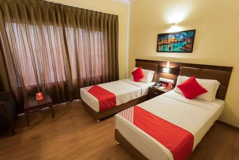 Bed in THE SENATE HOTEL