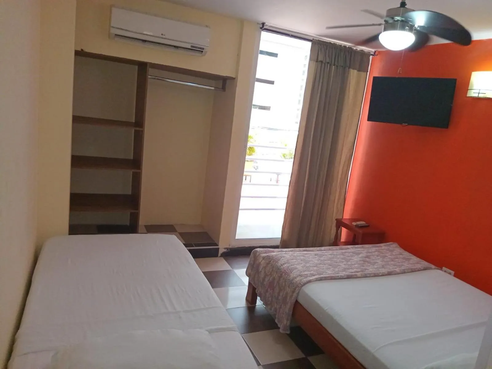 Bed in Hotel Bahia Plaza