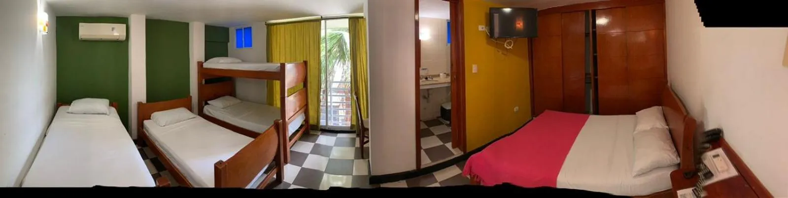 Bed in Hotel Bahia Plaza