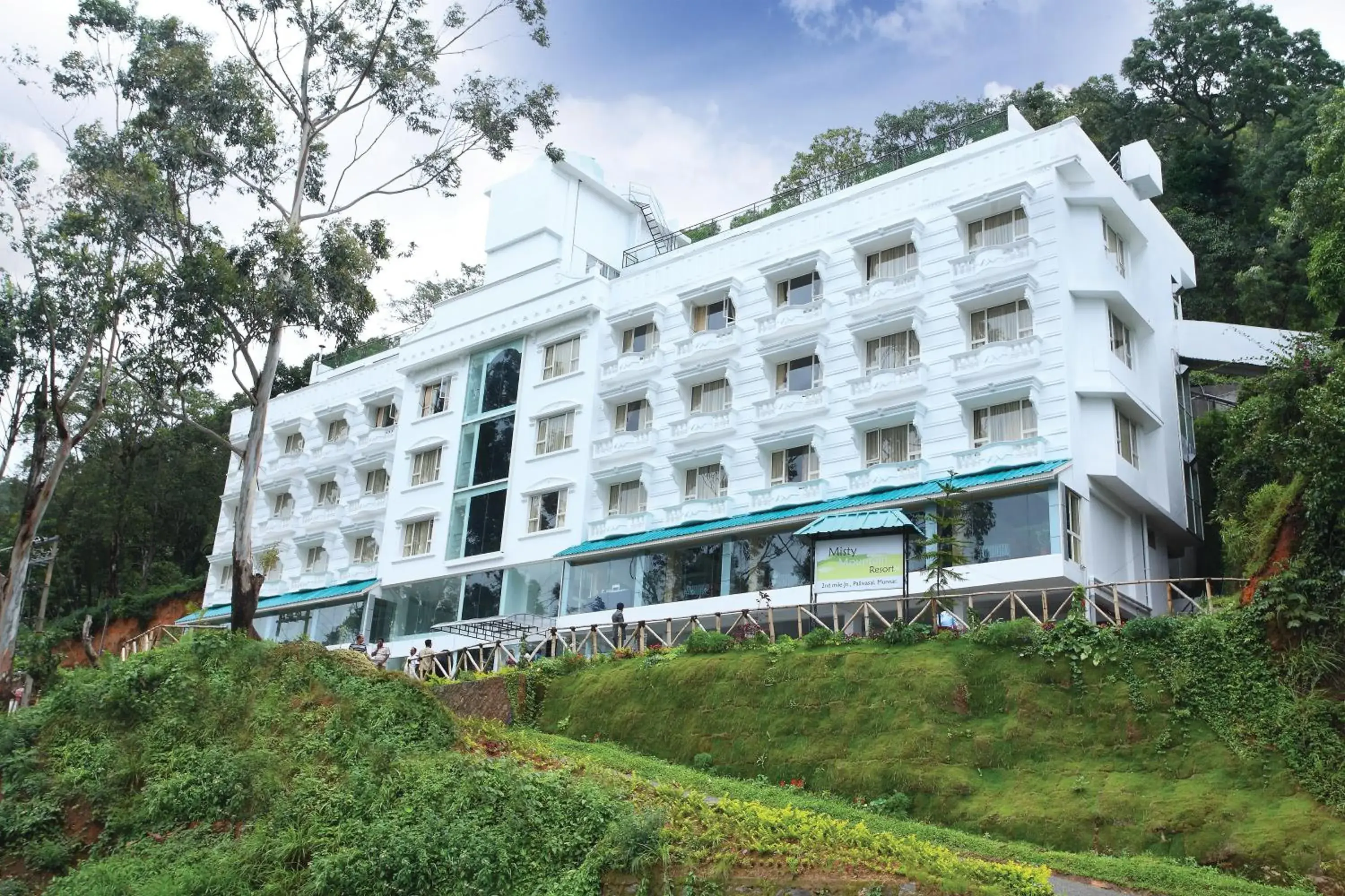 Property building in Misty Mountain Resort Property building in Misty Mountain Resort