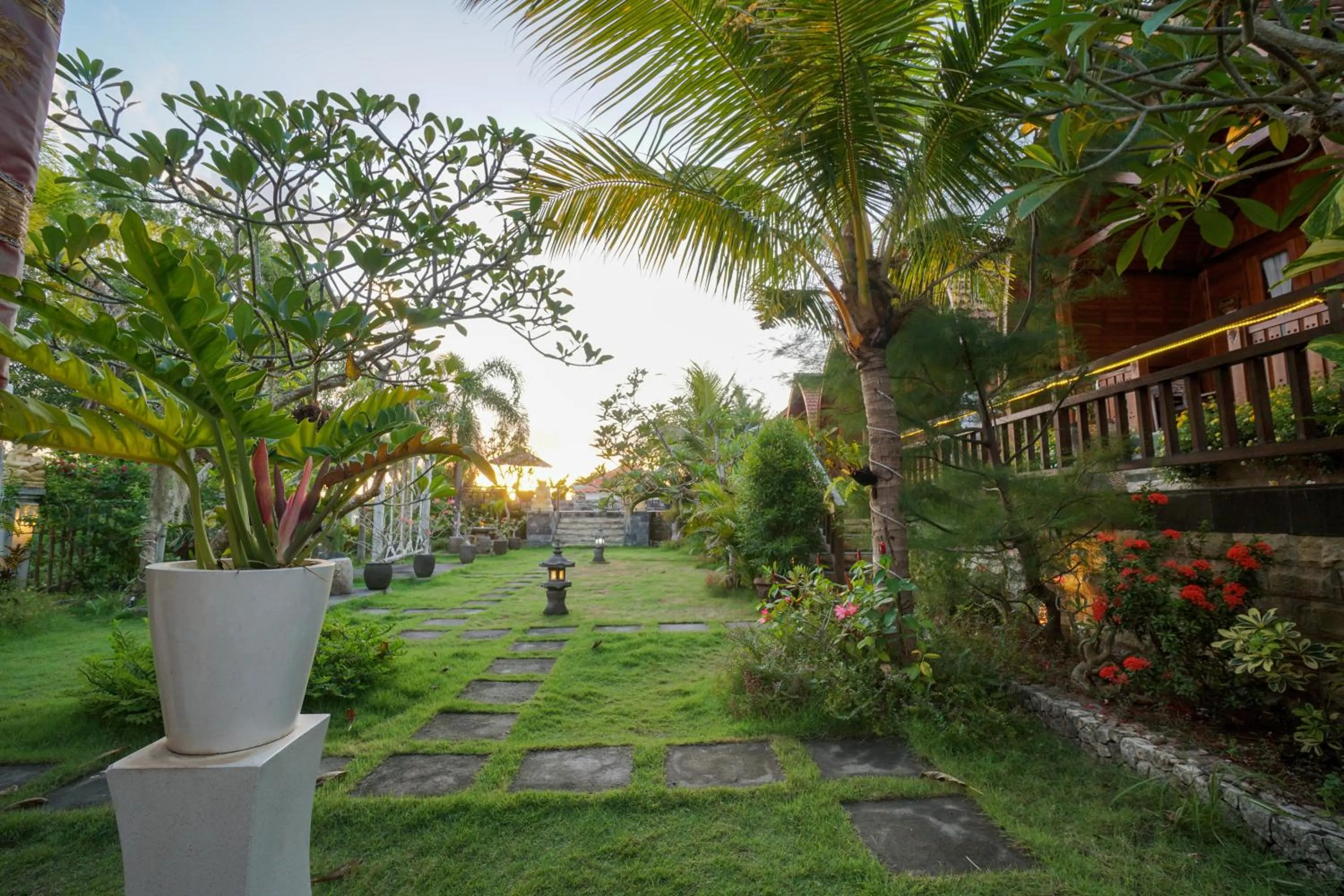 Garden in Innora Jungle Resort And Spa