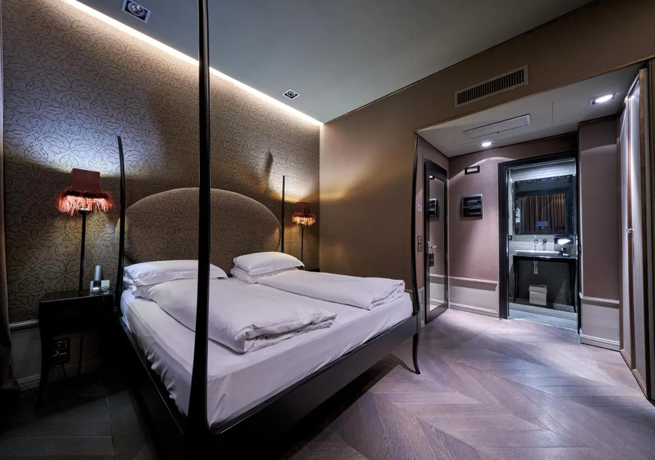 Bed in Hotel Palazzo Barbarigo Sul Canal Grande
