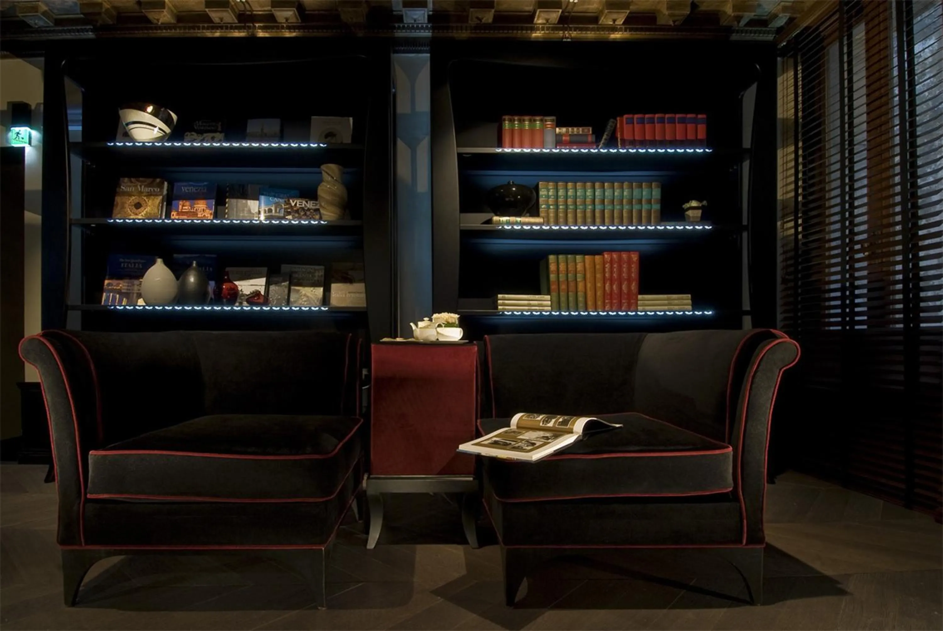 Communal lounge/ TV room in Hotel Palazzo Barbarigo Sul Canal Grande