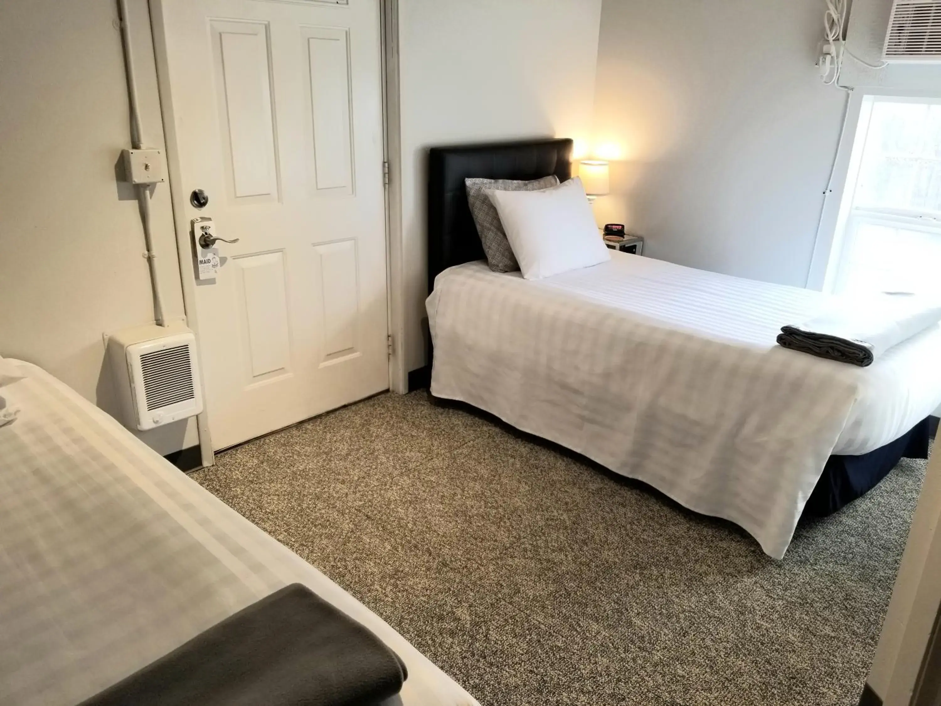 Twin Room in Deep Water Inn Twin Room in Deep Water Inn