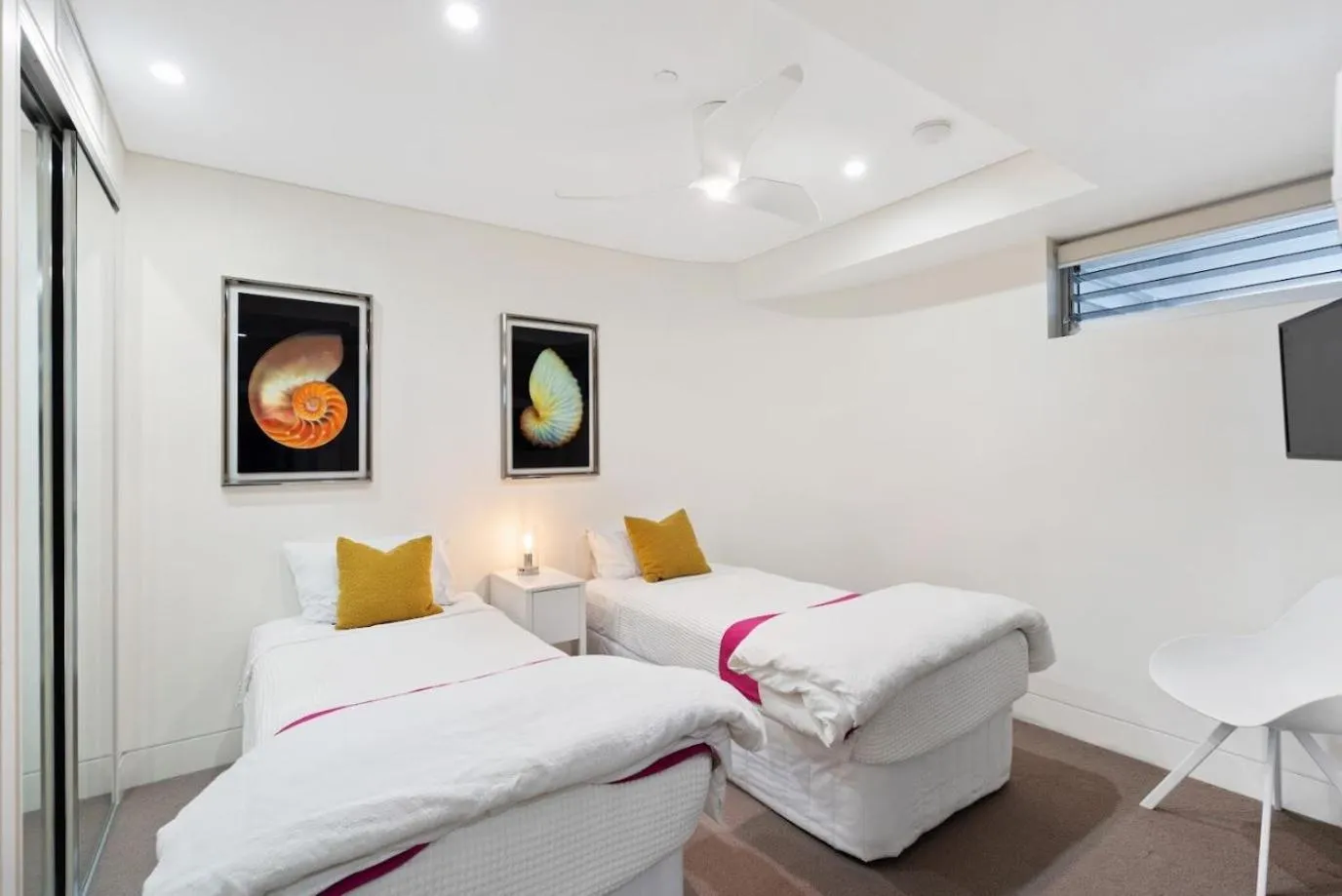 Bed in Sea Pearl A1 Beach Resort