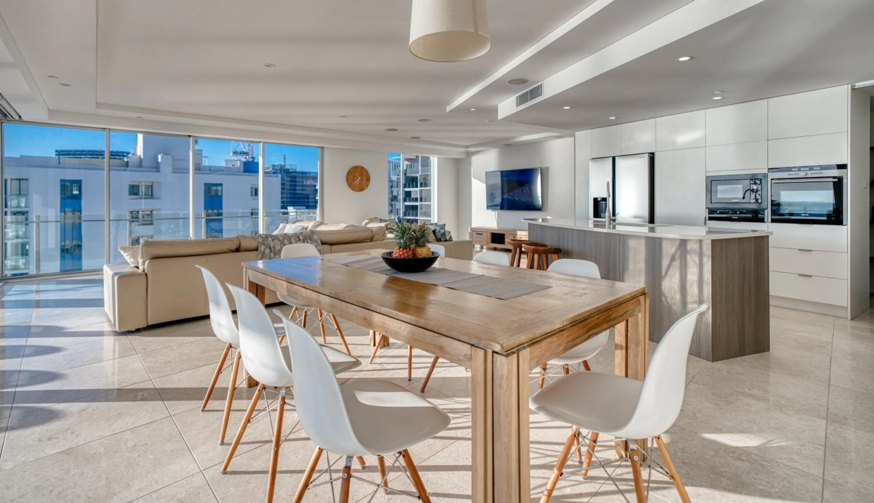 Kitchen or kitchenette in Sea Pearl A1 Beach Resort