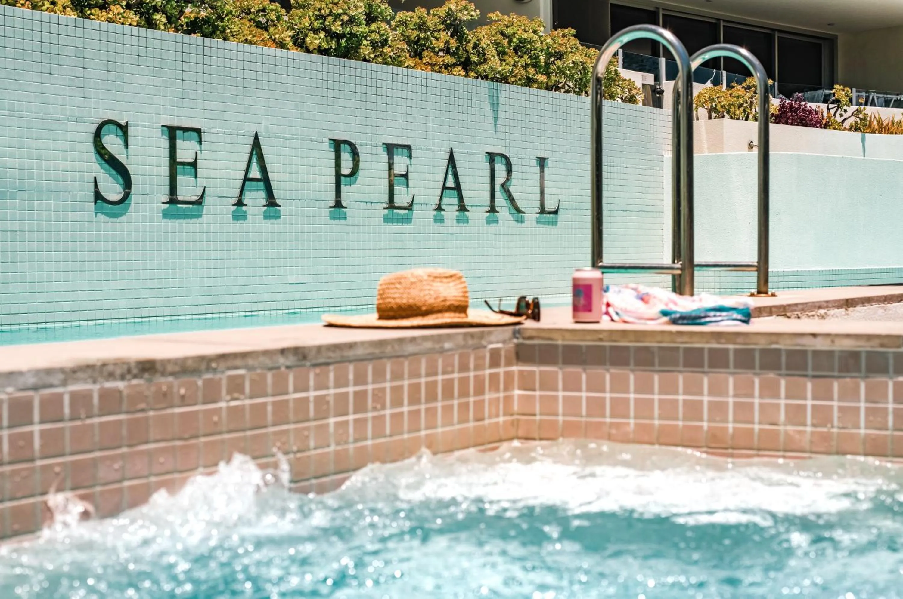 Hot Tub in Sea Pearl A1 Beach Resort