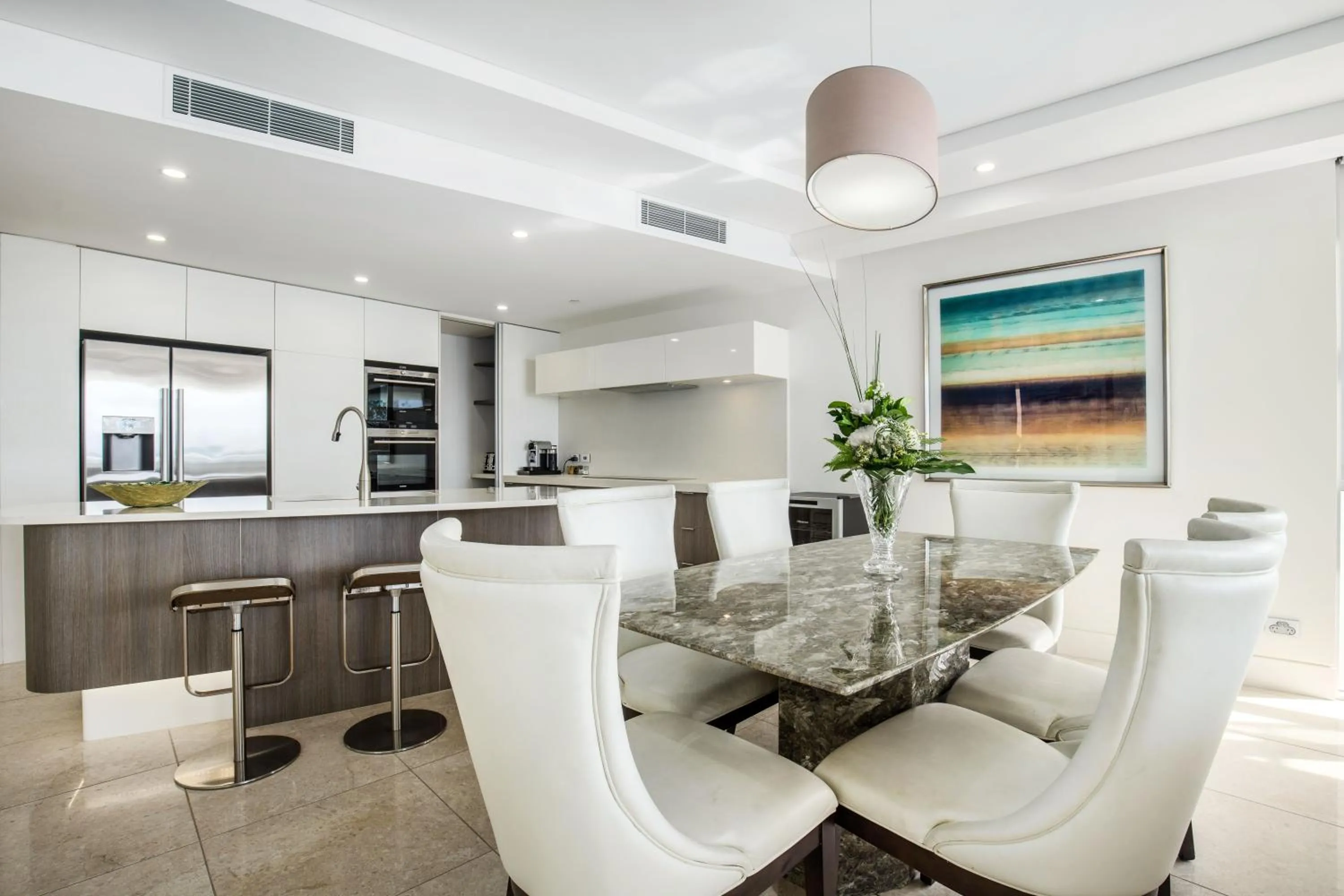 Kitchen or kitchenette in Sea Pearl A1 Beach Resort