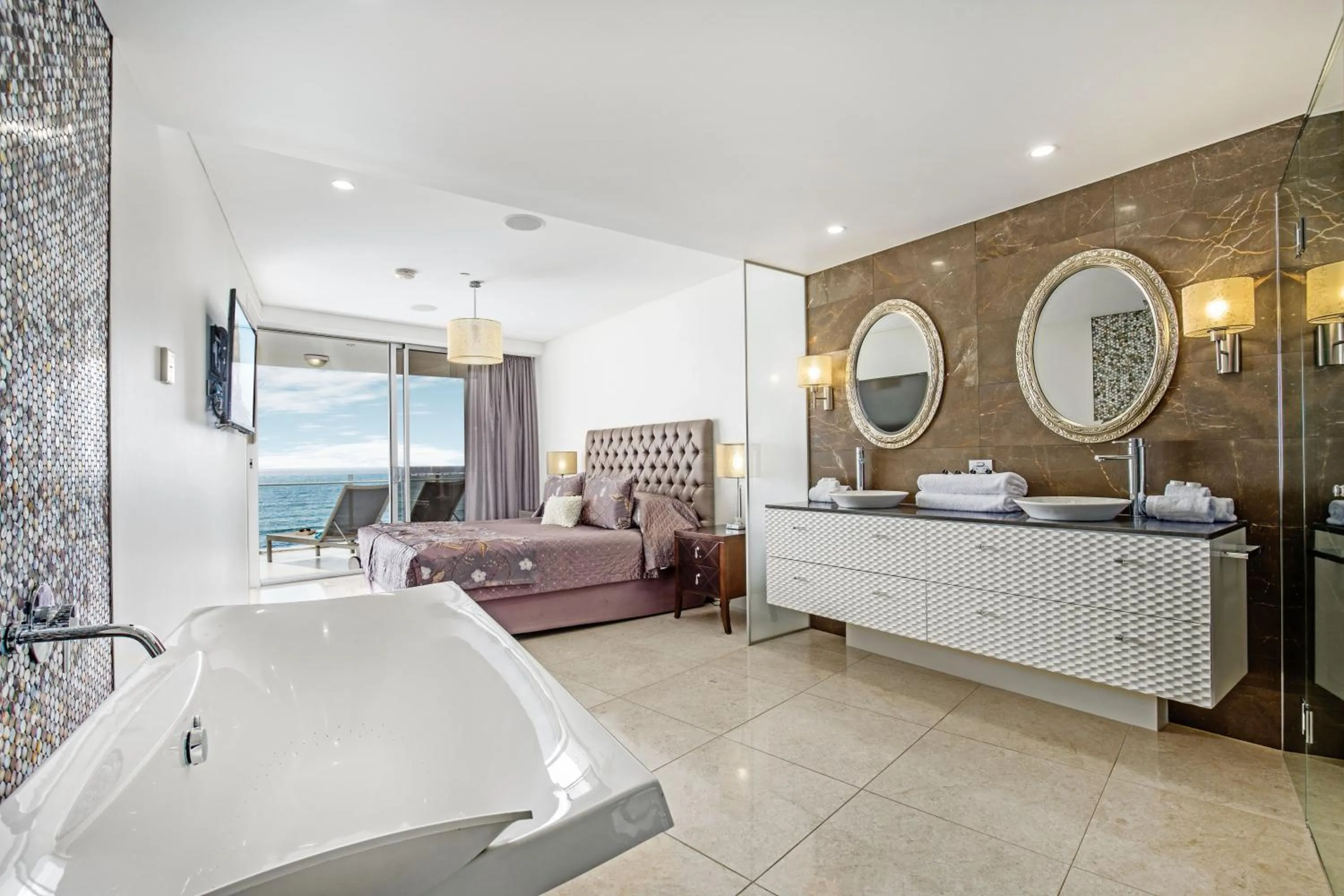 Bathroom, Bed in Sea Pearl A1 Beach Resort