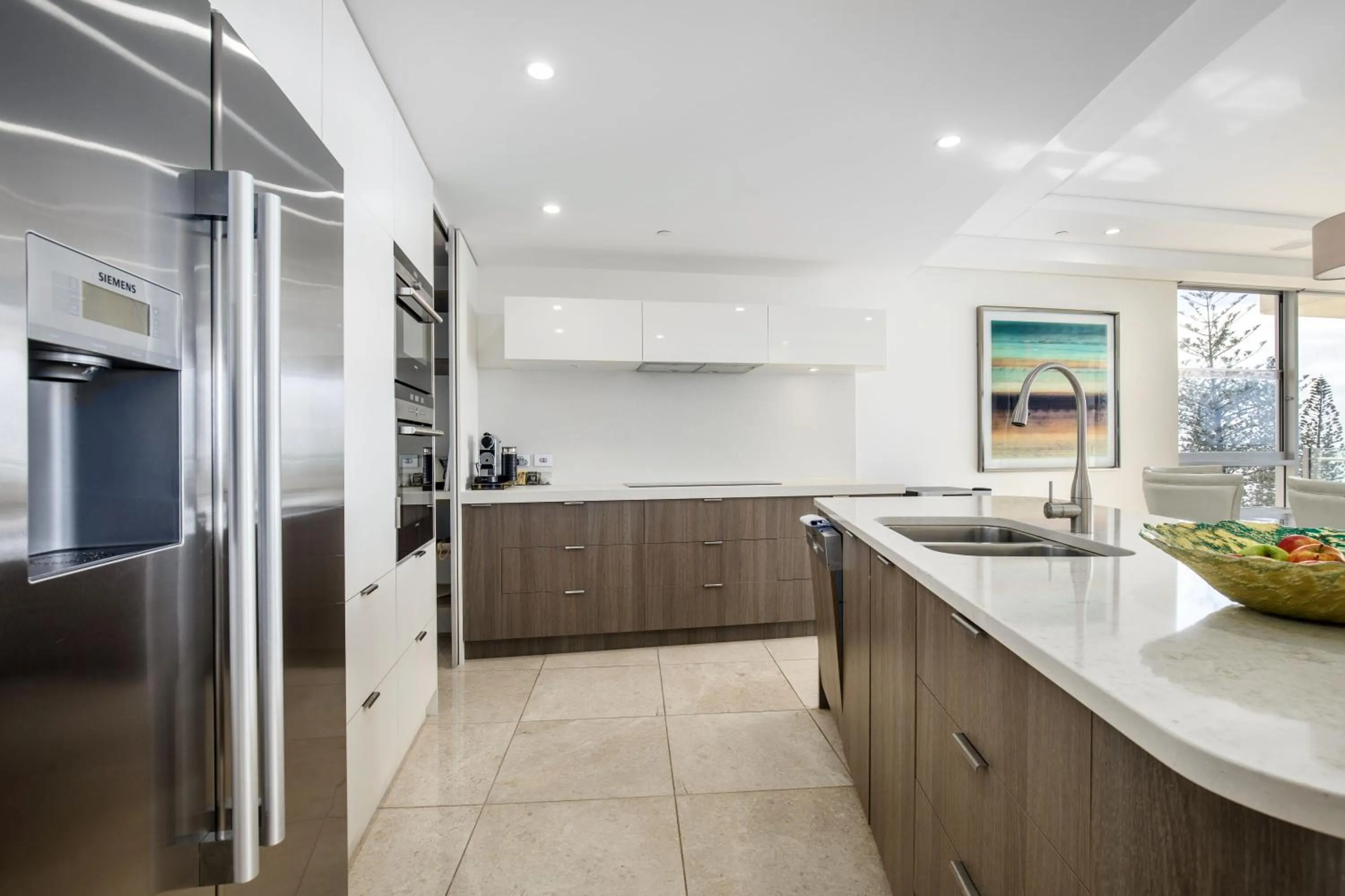 Kitchen or kitchenette in Sea Pearl A1 Beach Resort