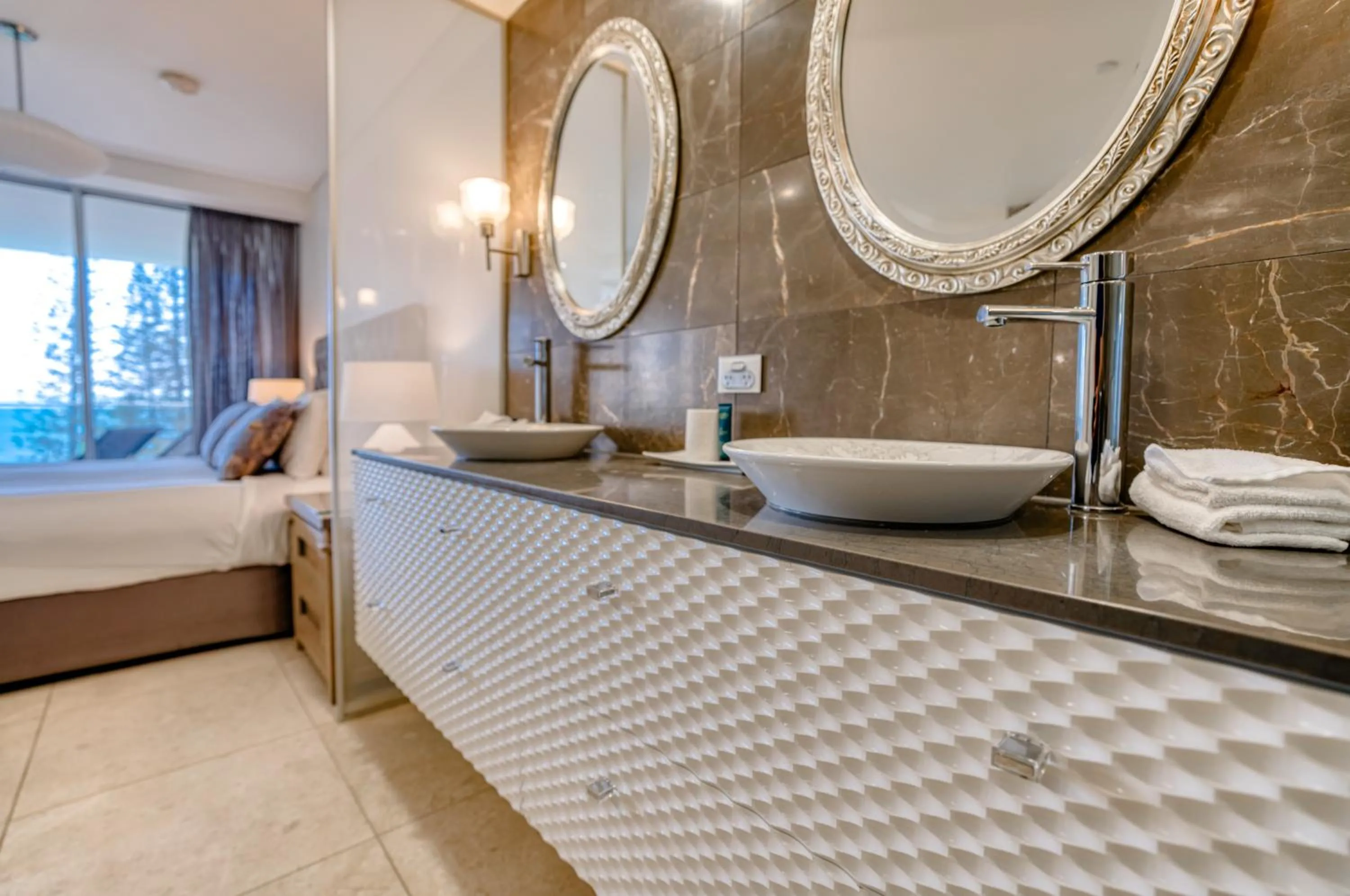 Bed in Sea Pearl A1 Beach Resort