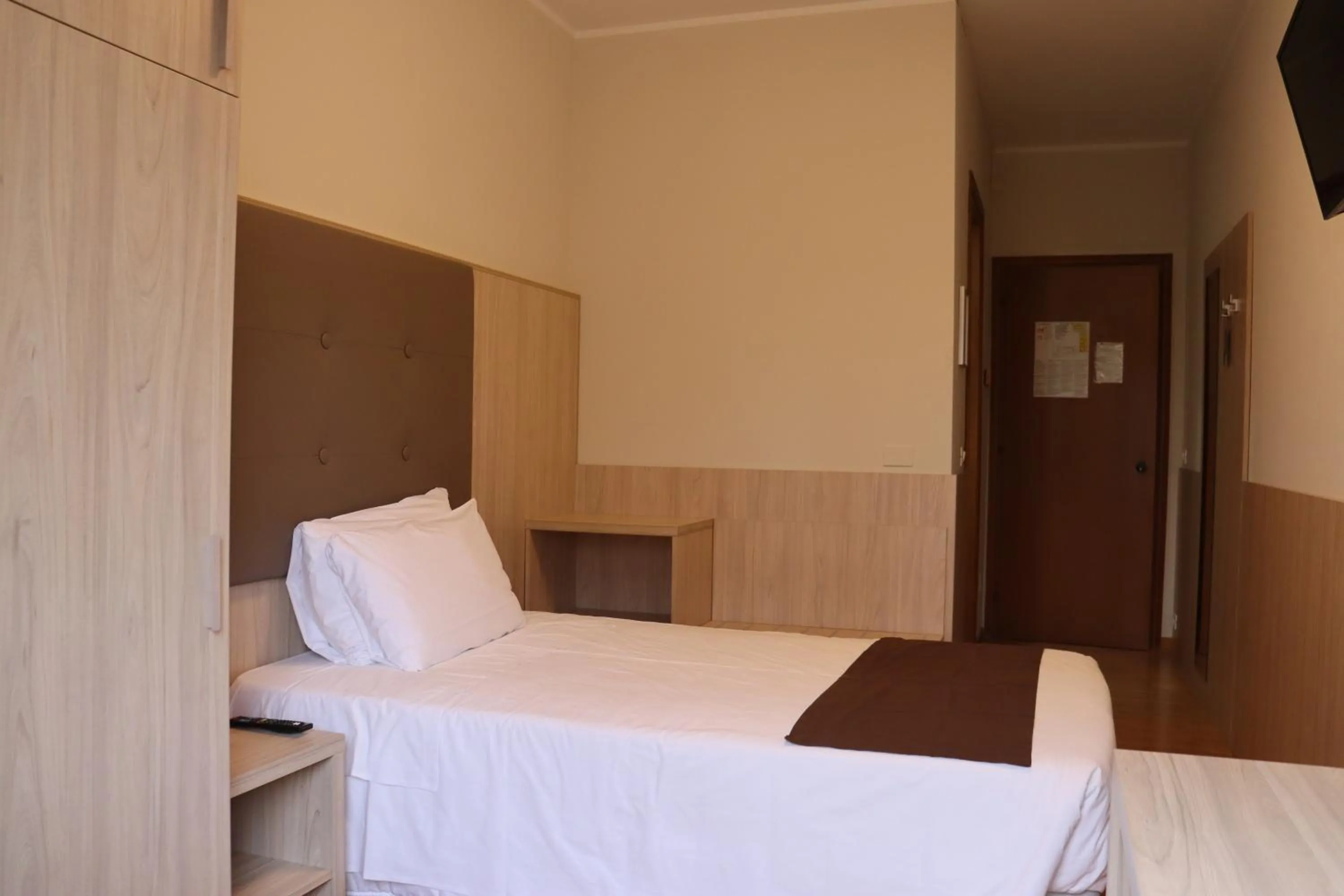 Bed in Hotel Montereale