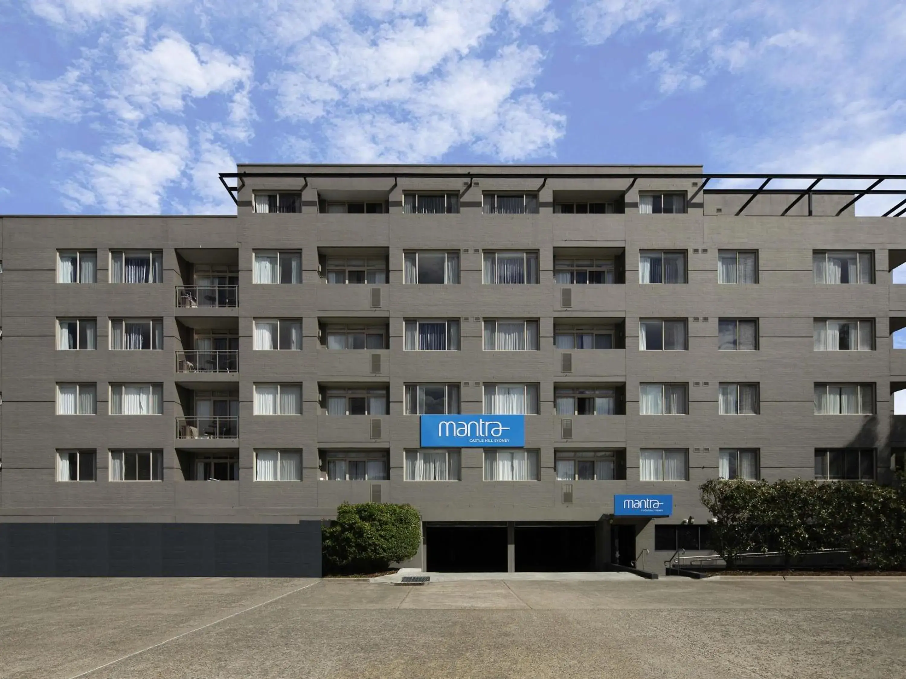 Property building in Mantra Castle Hill Sydney, an Accor Hotel Property building in Mantra Castle Hill Sydney, an Accor Hotel