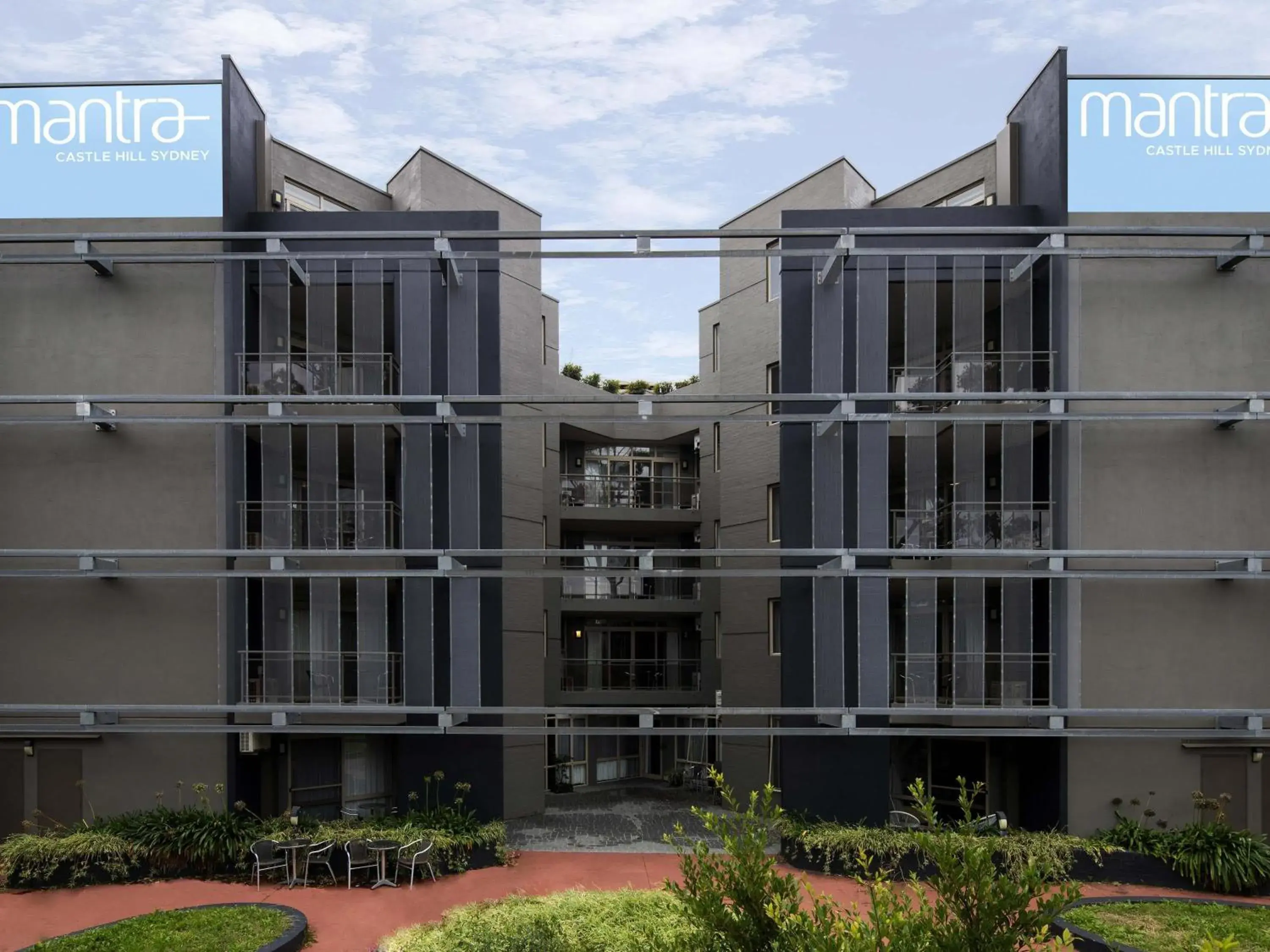 Property building in Mantra Castle Hill Sydney, an Accor Hotel Property building in Mantra Castle Hill Sydney, an Accor Hotel