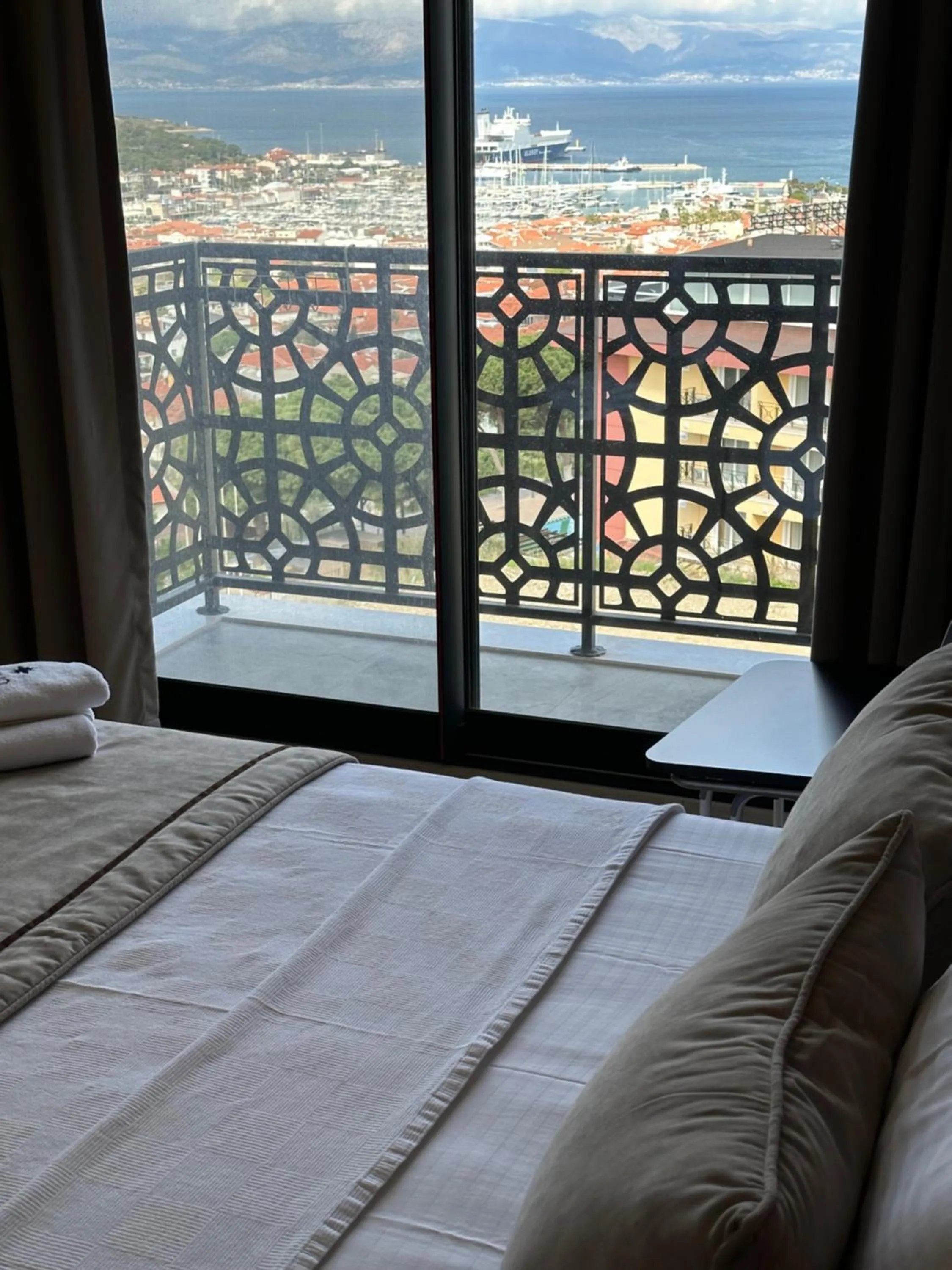 View (from property/room), Bed in Nova Butik Hotel Çeşme