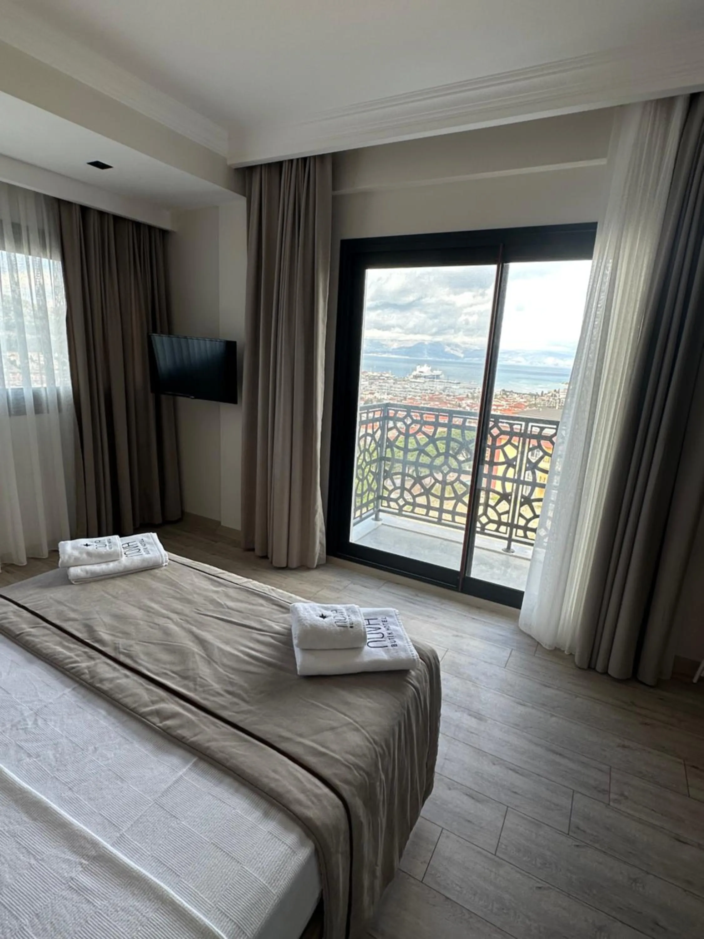 View (from property/room), Bed in Nova Butik Hotel Çeşme