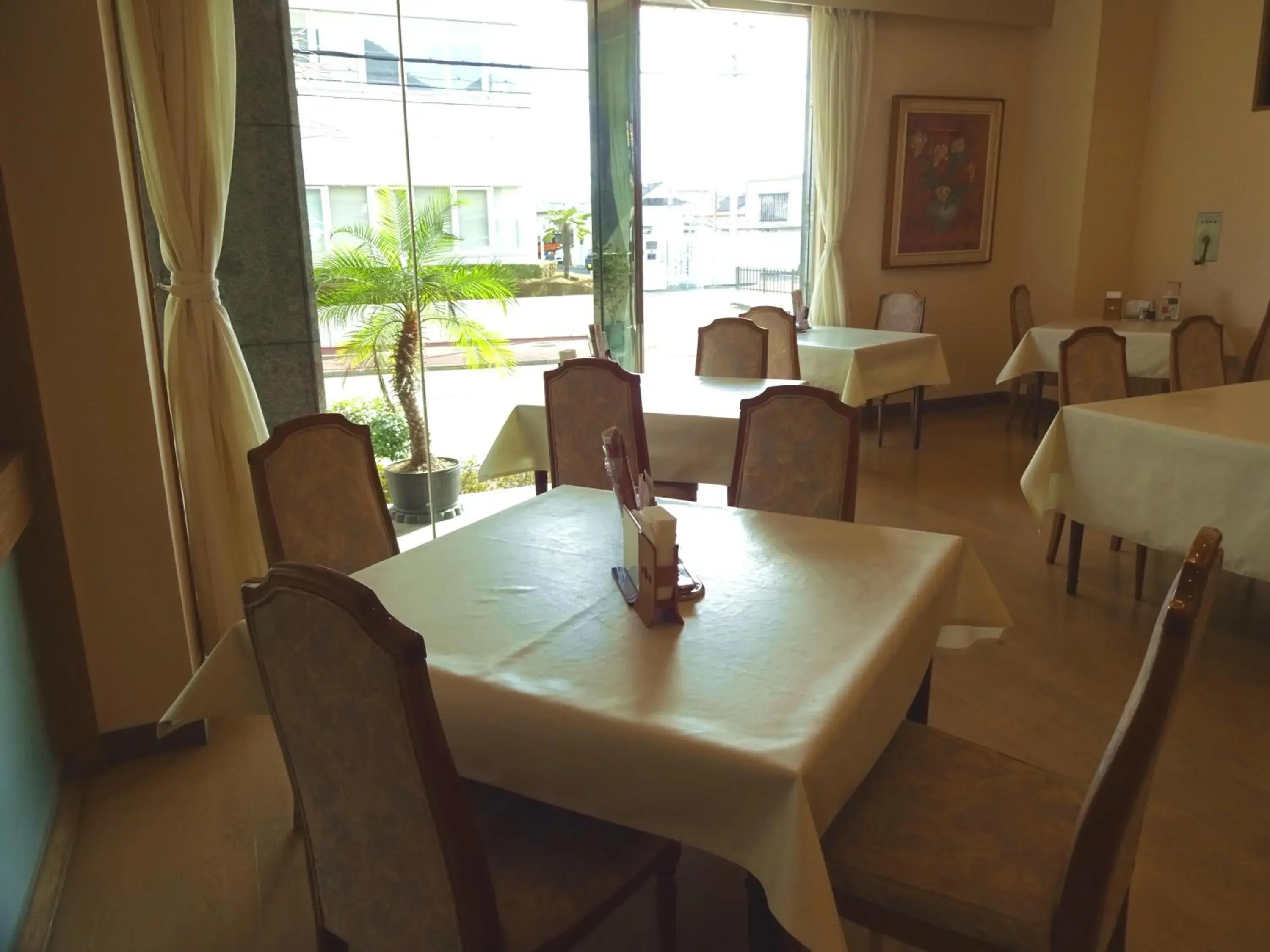 Restaurant/places to eat in Shingu UI Hotel Restaurant/places to eat in Shingu UI Hotel