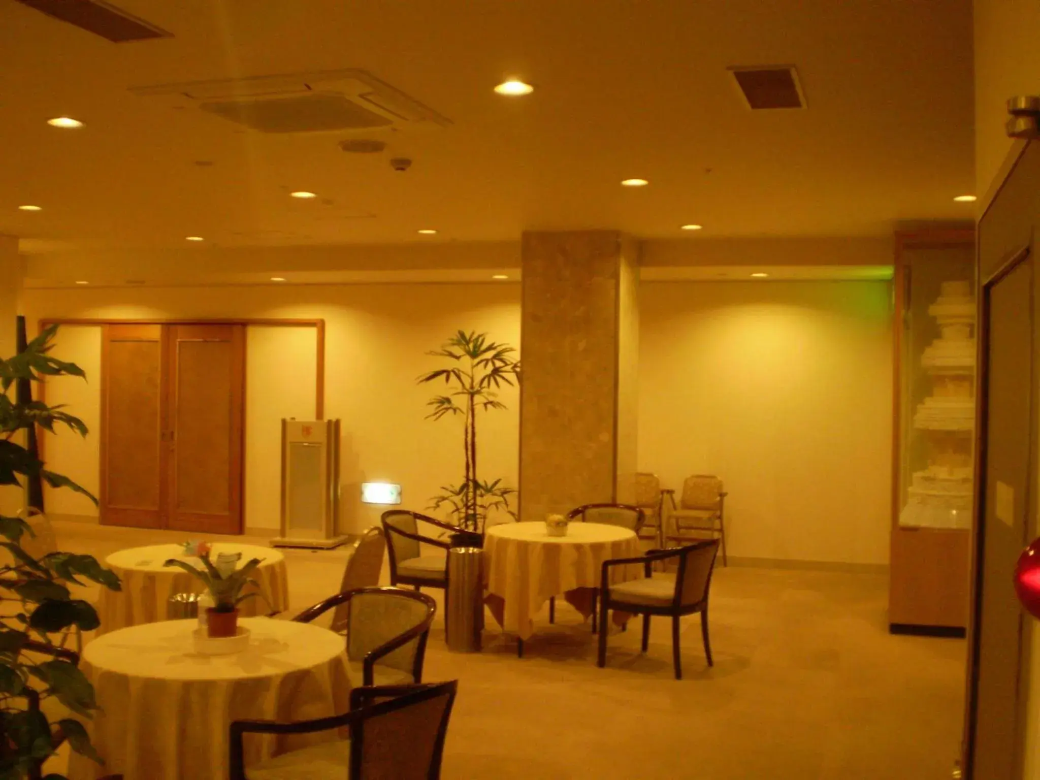 Lounge or bar in Shingu UI Hotel Lounge or bar in Shingu UI Hotel
