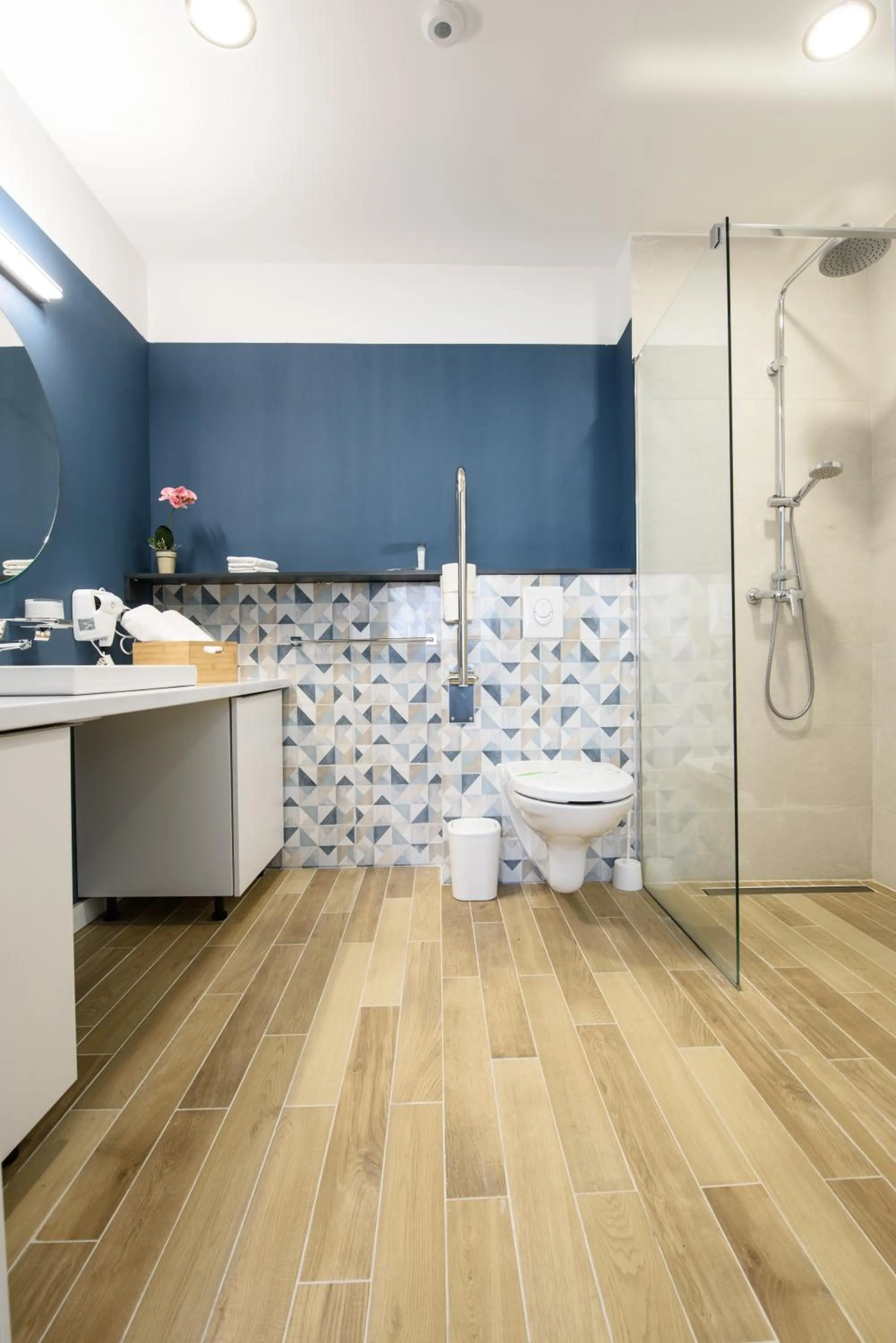 Shower in Vila Sarisa