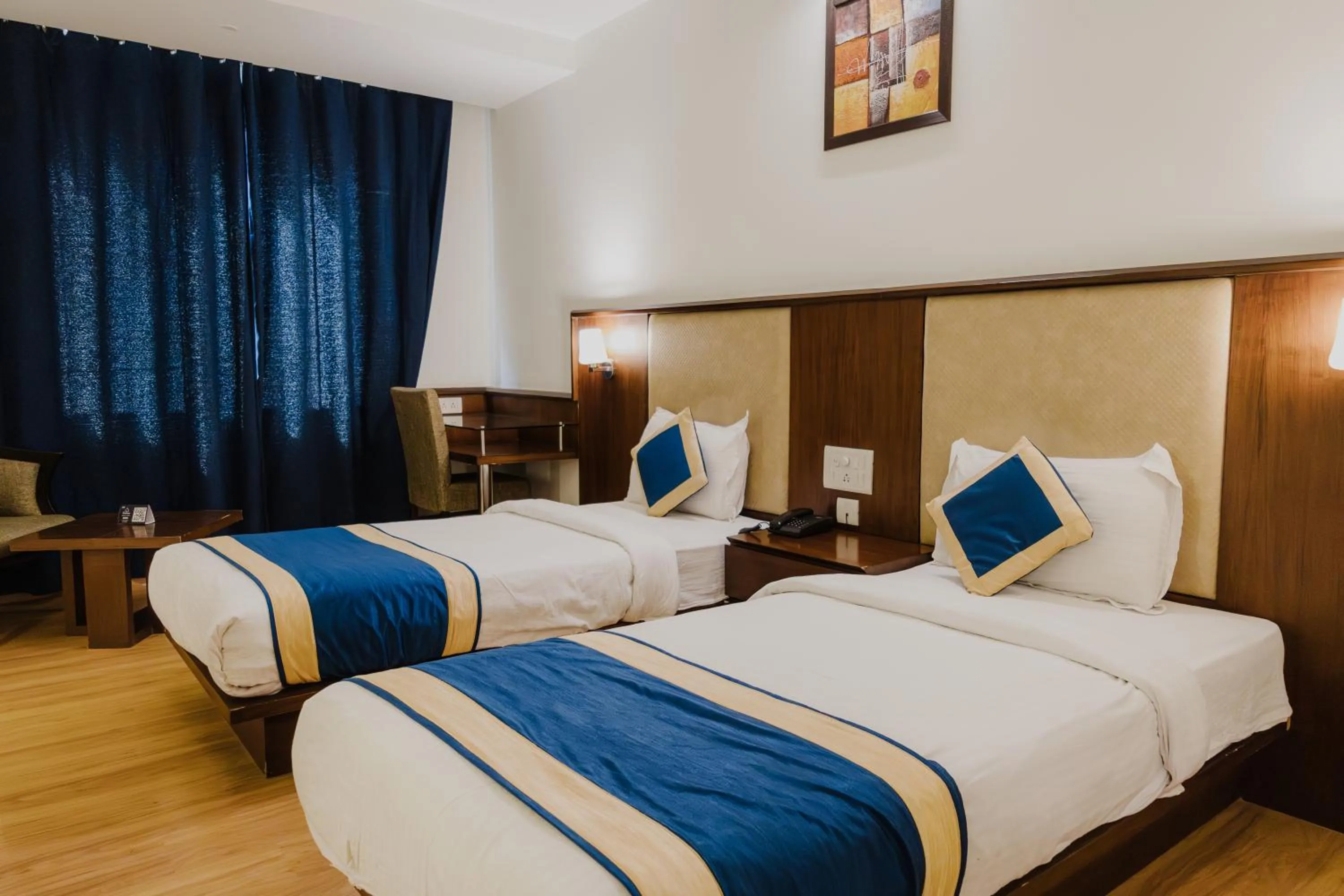 Bedroom, Bed in Hotel Myriad