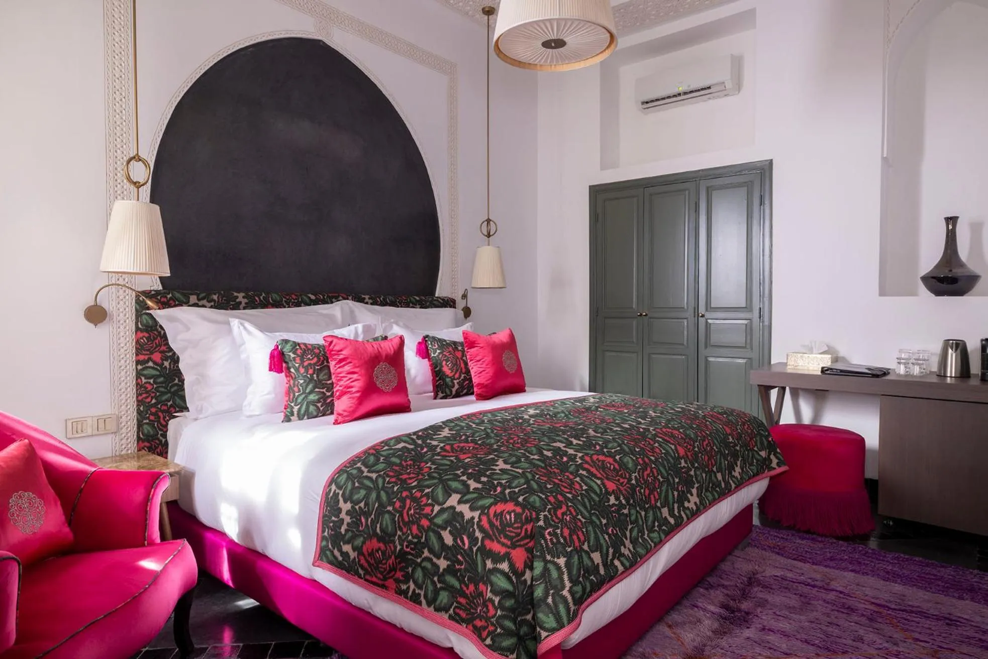 Bed in Riad LAZ Mimoun & Spa