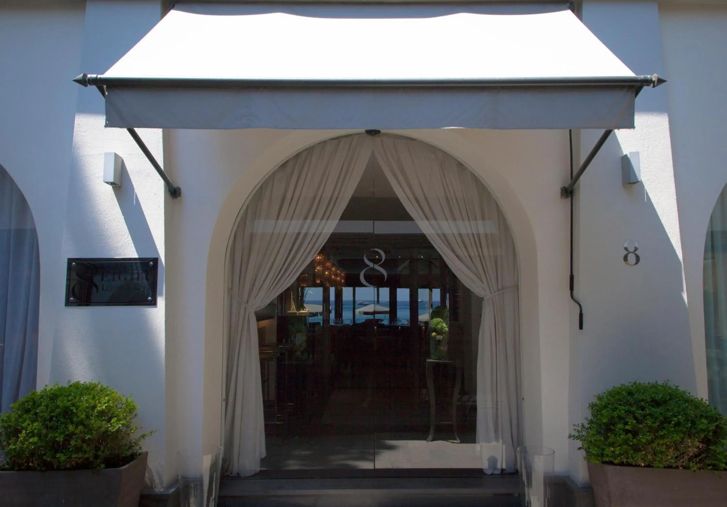 Facade/entrance in Eight Hotel Paraggi Facade/entrance in Eight Hotel Paraggi