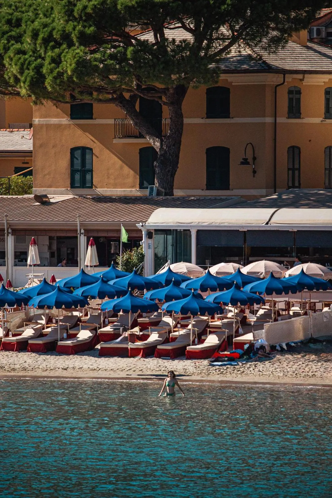 Beach in Eight Hotel Paraggi