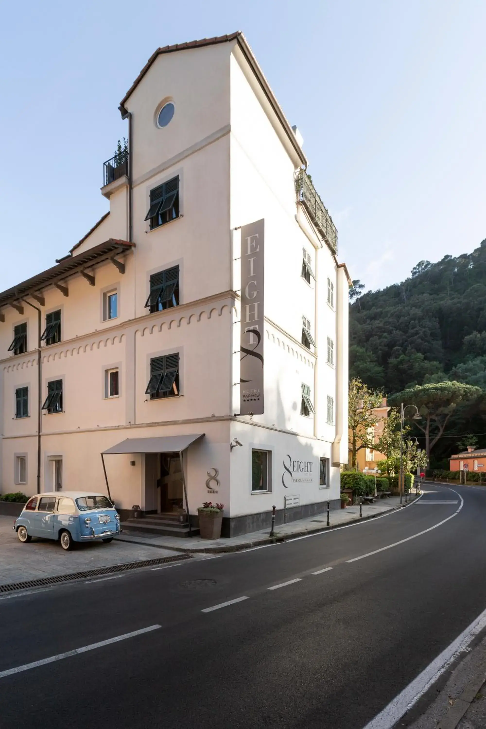 Property building in Eight Hotel Paraggi Property building in Eight Hotel Paraggi