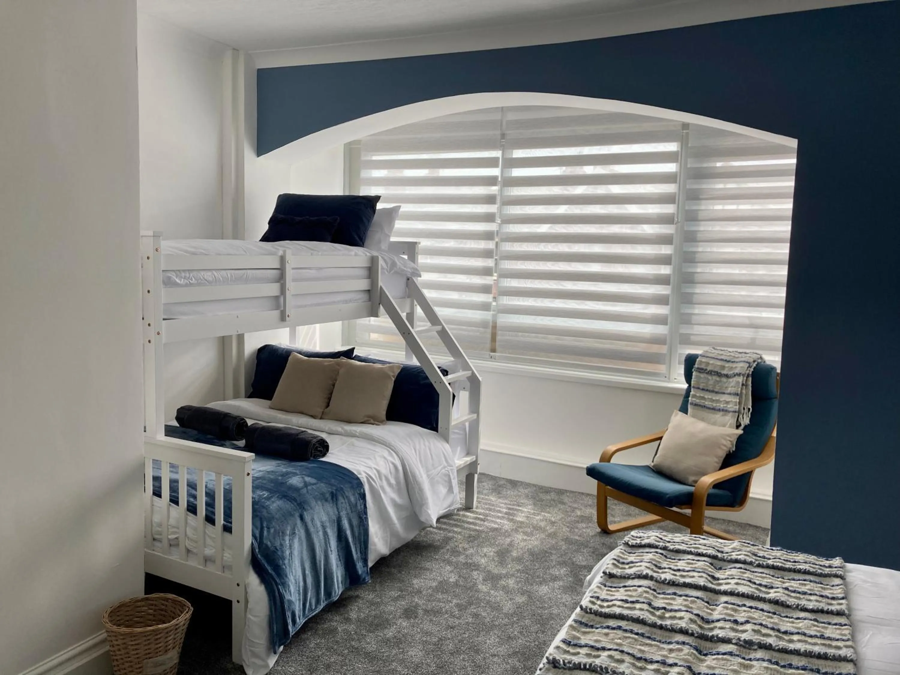 Bed in A wave from it all