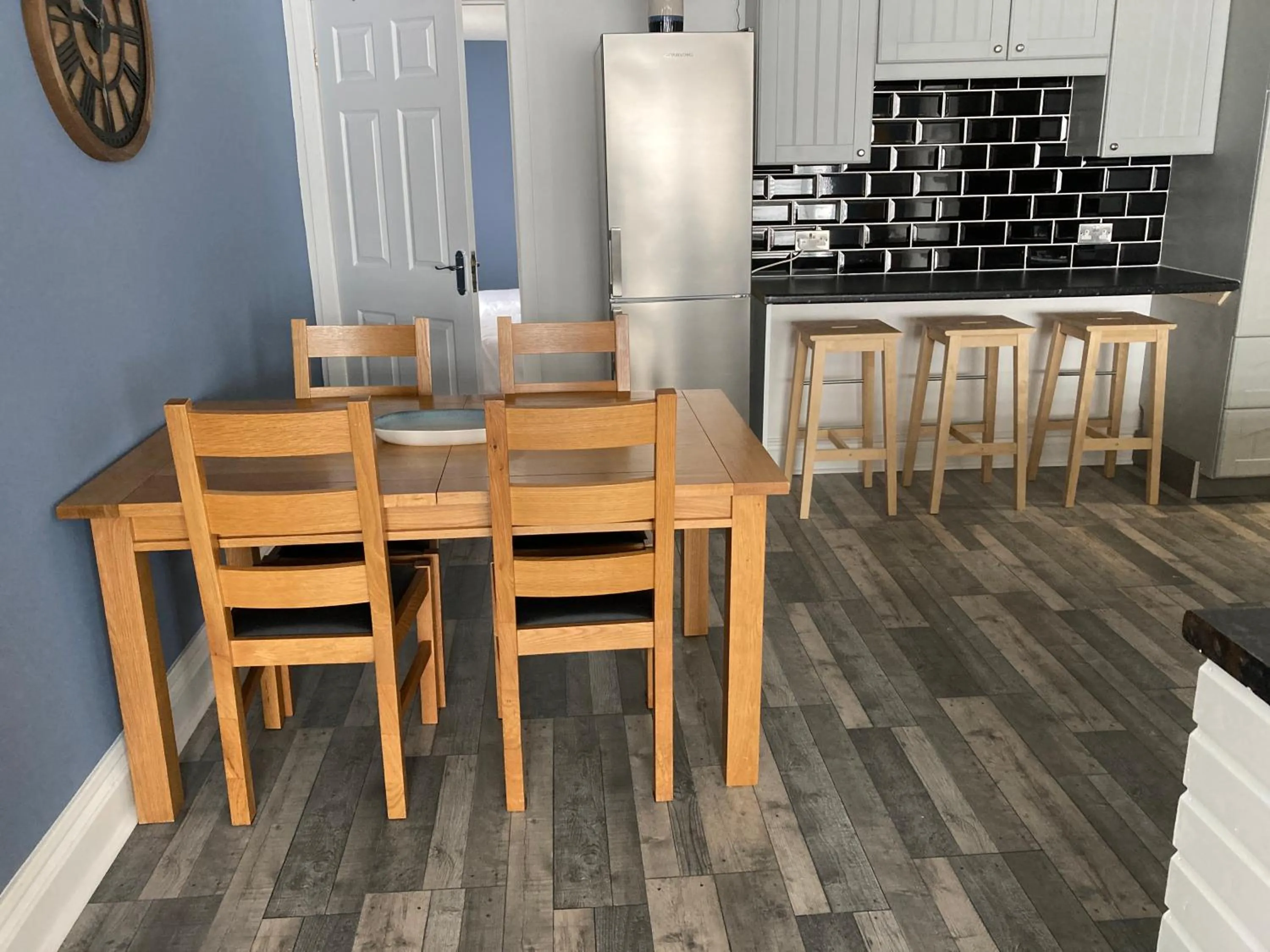 Dining area in A wave from it all