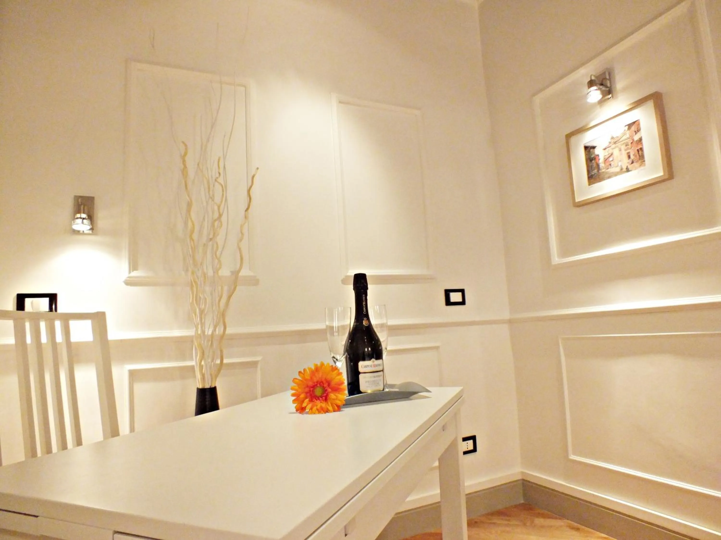 Seating area in Domus Ester