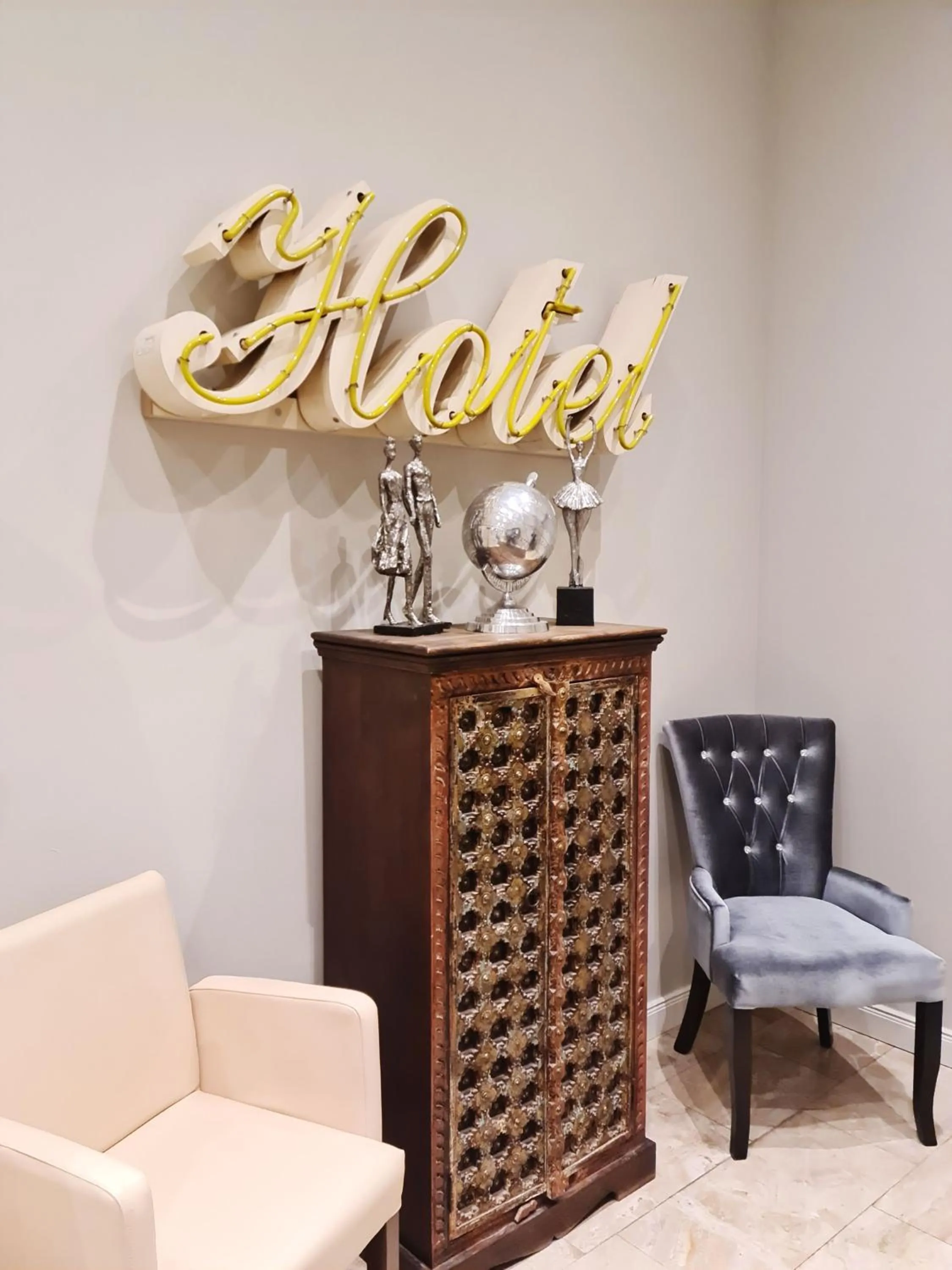 Decorative detail in Villahotel Rheinblick