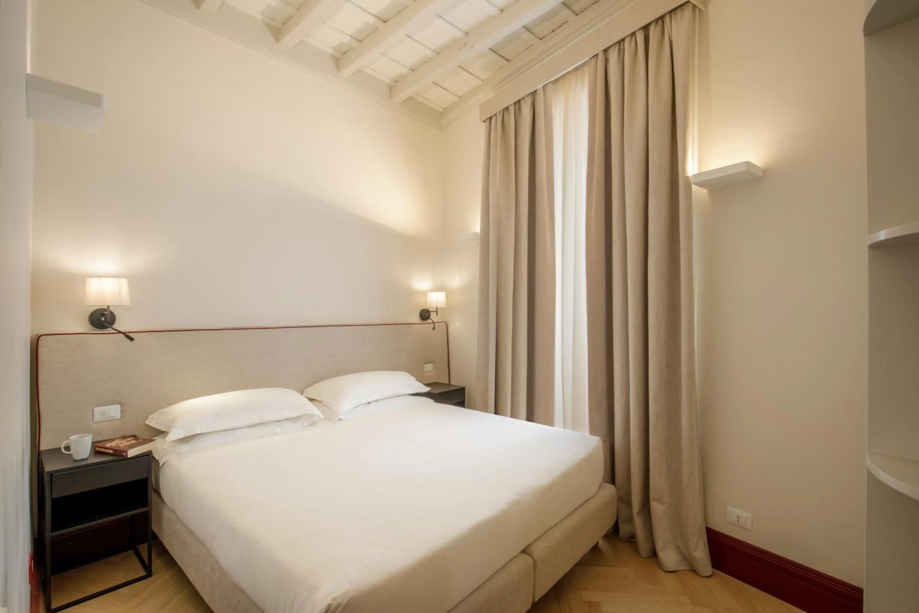 Bed in Boutique Hotel Campo de' Fiori