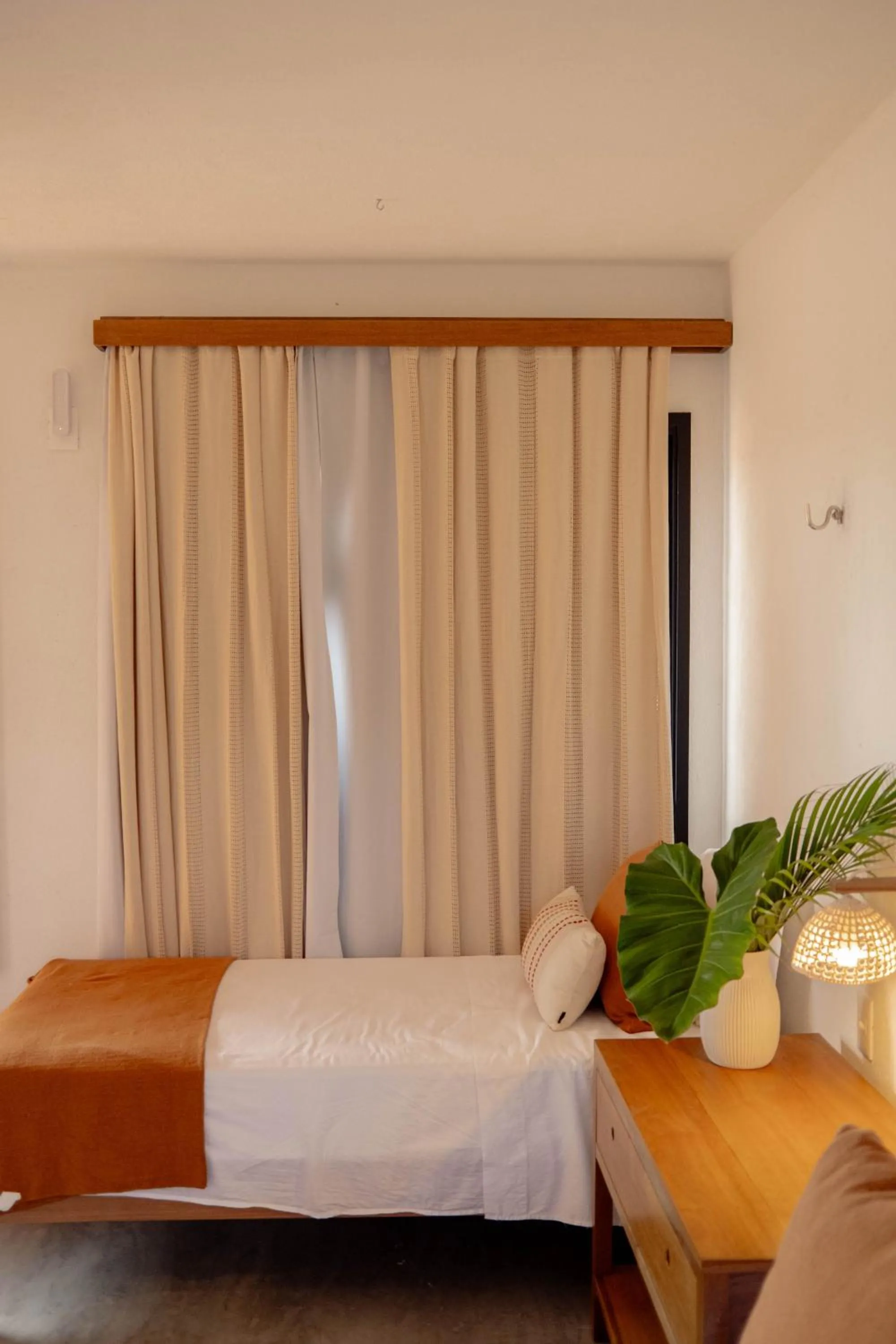 Triple Room with Private Bathroom - single occupancy in Teça Suites