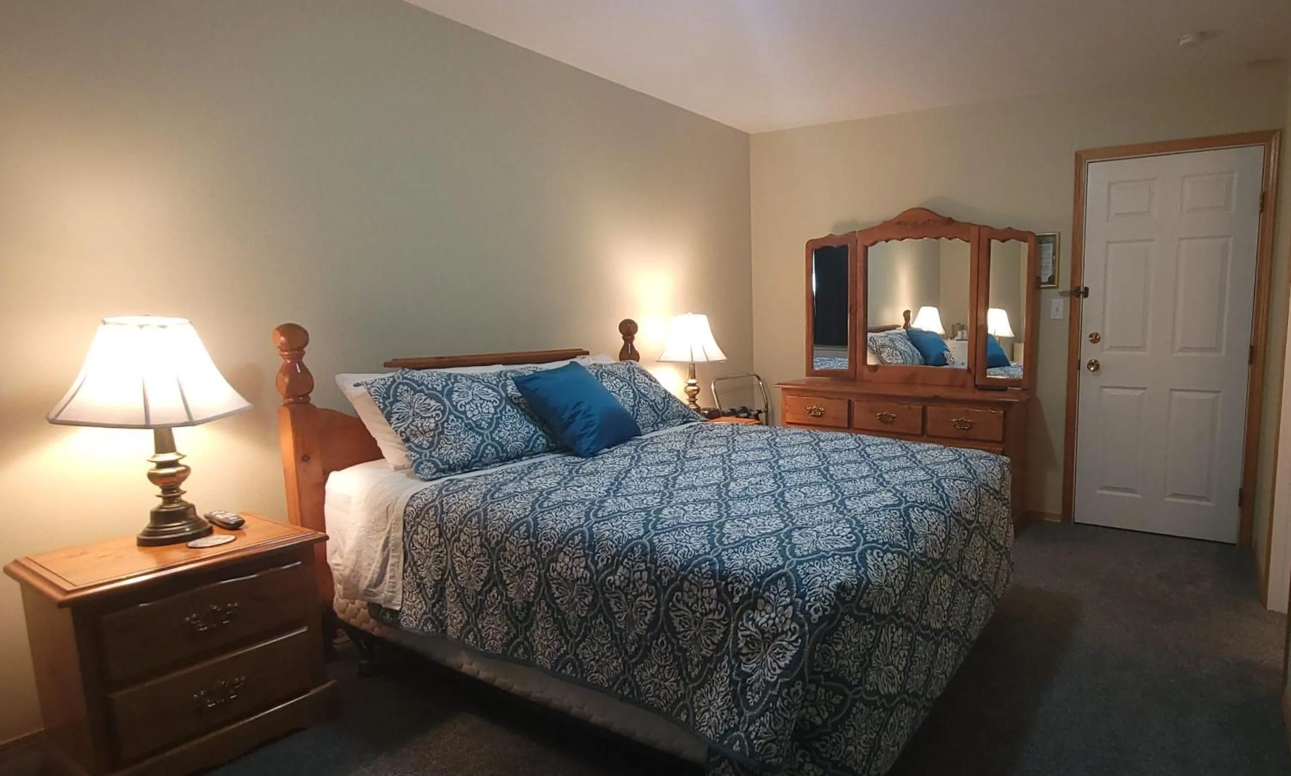 Bed in NEWCASTLE COUNTRY INN