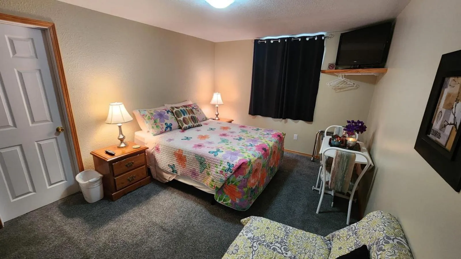 Bed in NEWCASTLE COUNTRY INN