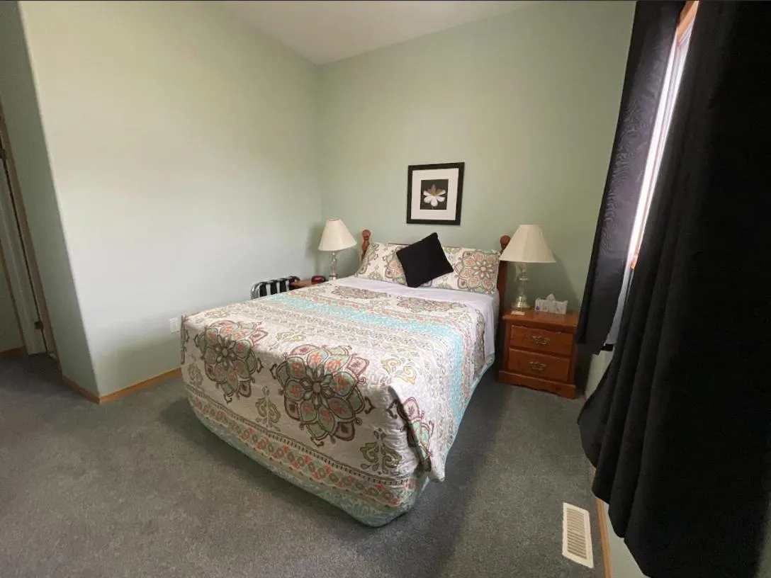 Bed in NEWCASTLE COUNTRY INN