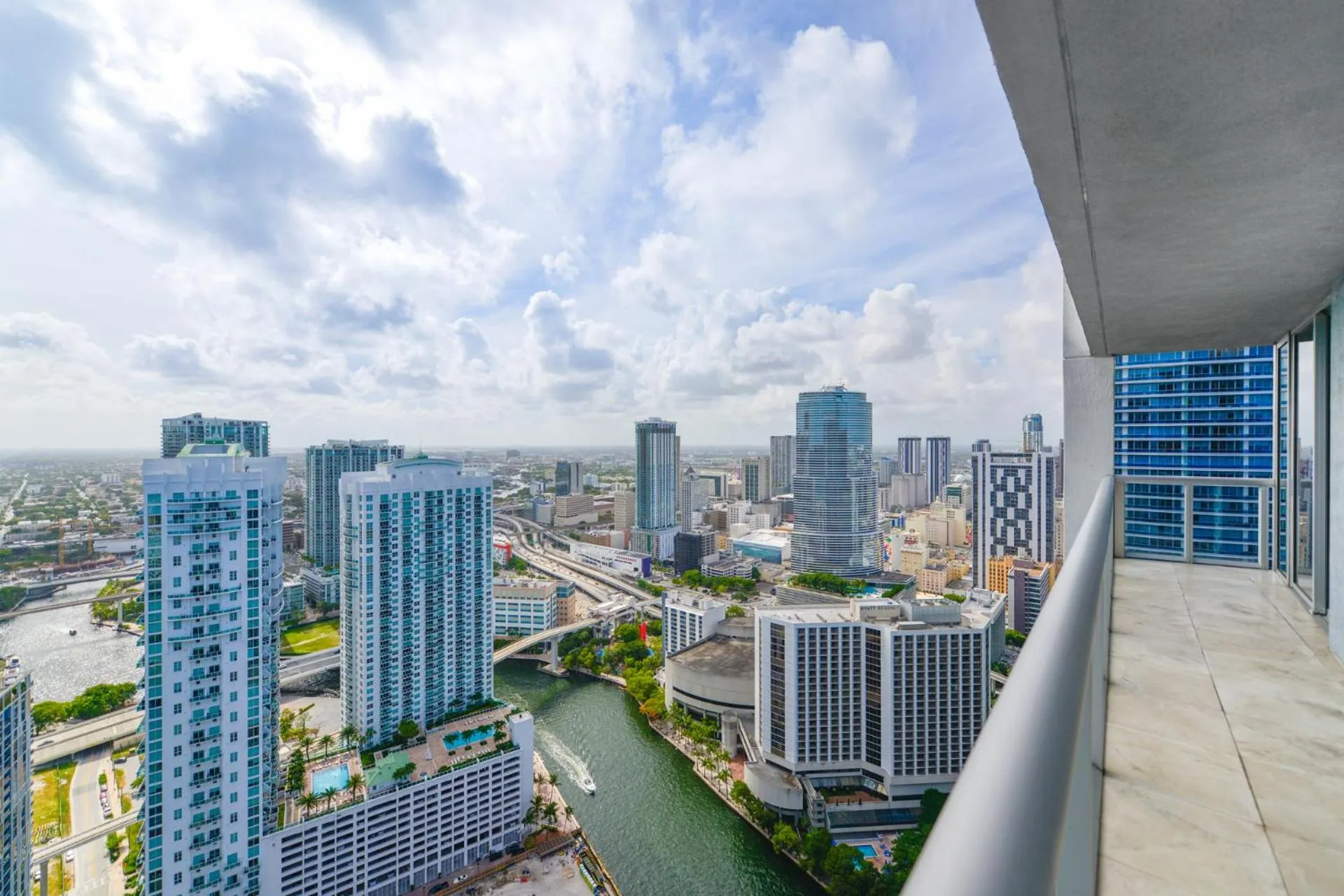 Balcony/Terrace in Wonderful 2/2 Condo at Icon Brickell With Pool