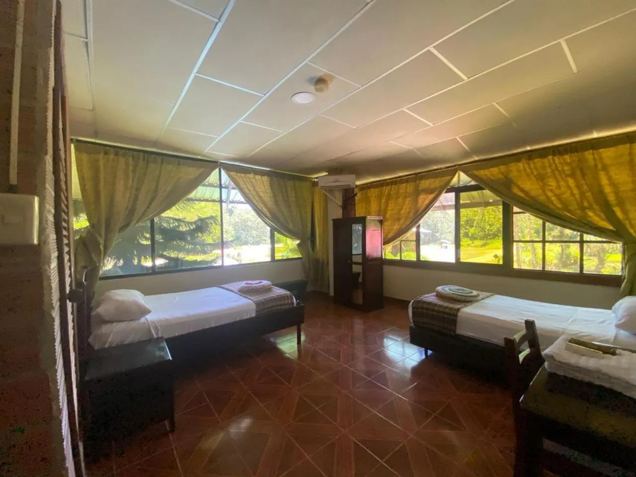 Bed in Grand Selva Lodge & Tours