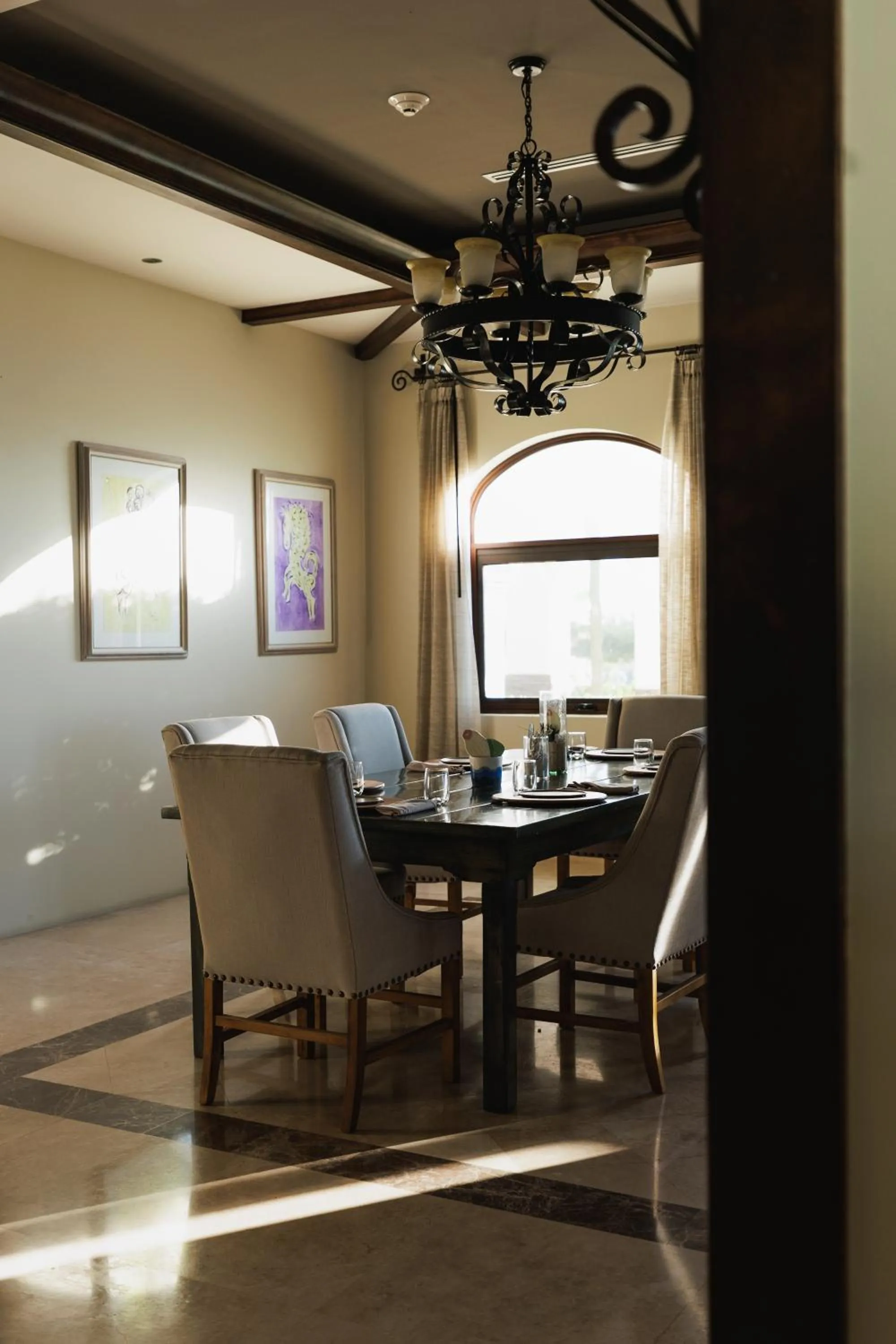 Dining area in Orchid House Baja