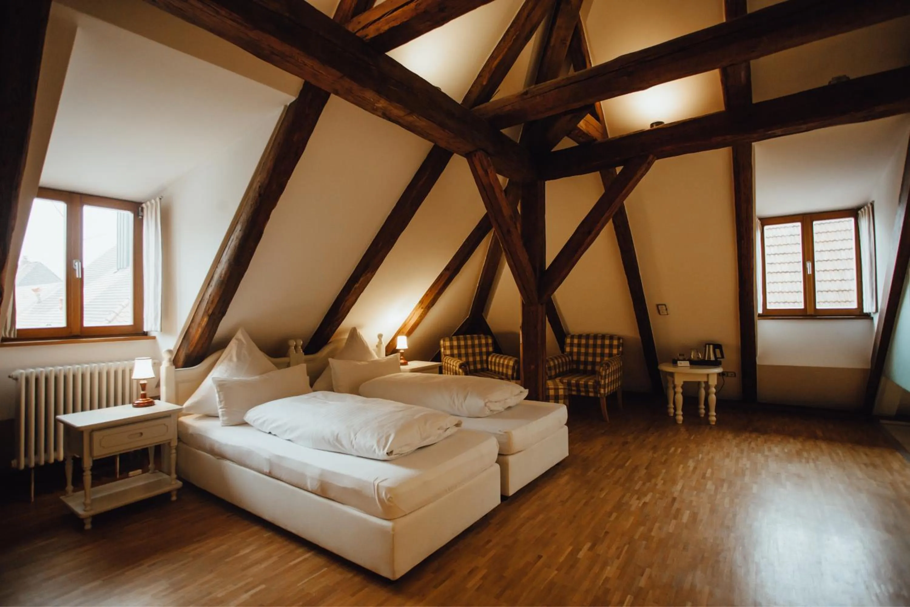 Photo of the whole room, Bed in Hotel "Alter Pfarrhof"