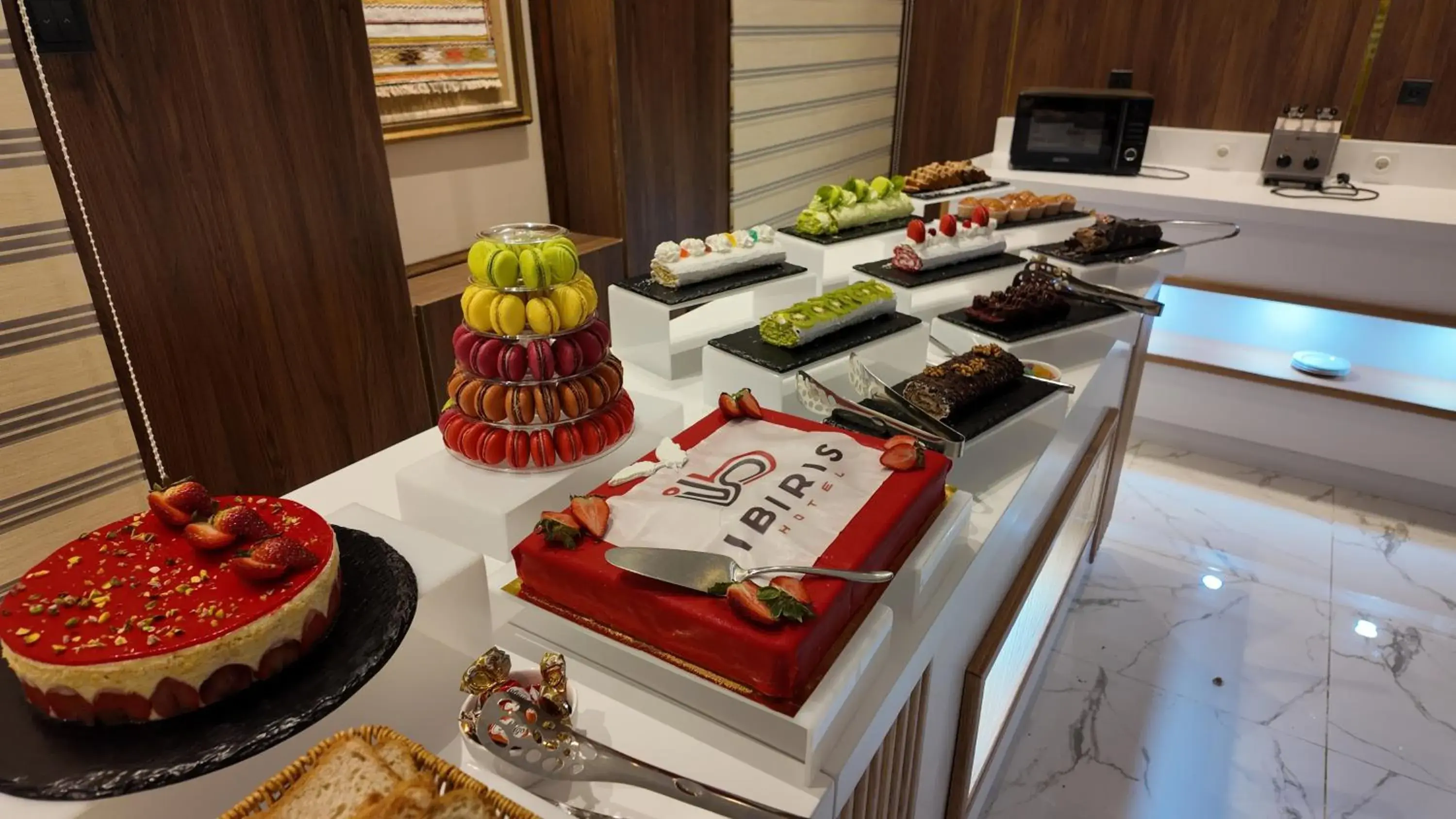 Breakfast in IBIRIS Breakfast in IBIRIS